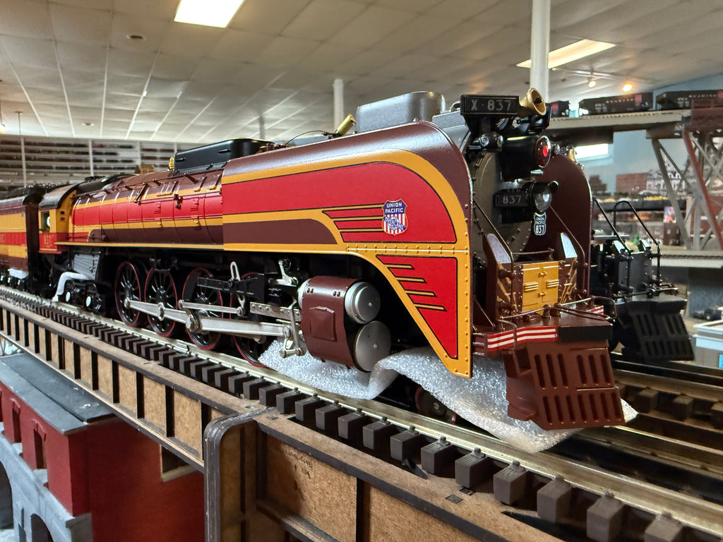 MTH 20-3968-1 - FEF 4-8-4 Northern Steam Engine 