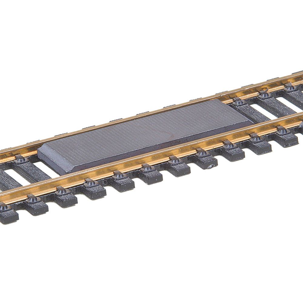 Kadee HO 321 - Between-the-Rails Code 100 Delayed-Action Magnetic Uncoupler