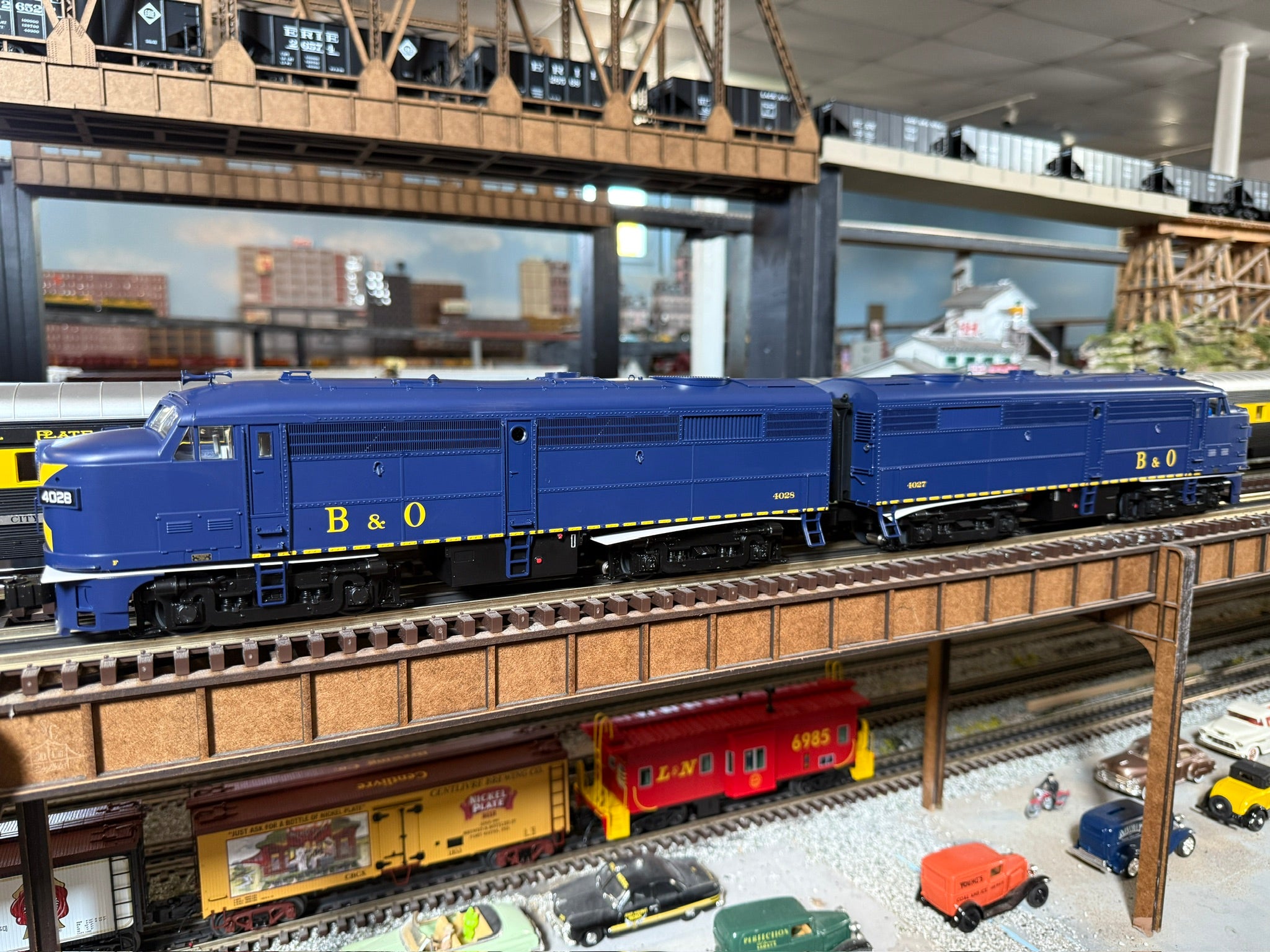 Lionel 2533880 - Legacy FA-2 AA Diesel Set "Baltimore & Ohio" #4027/4028