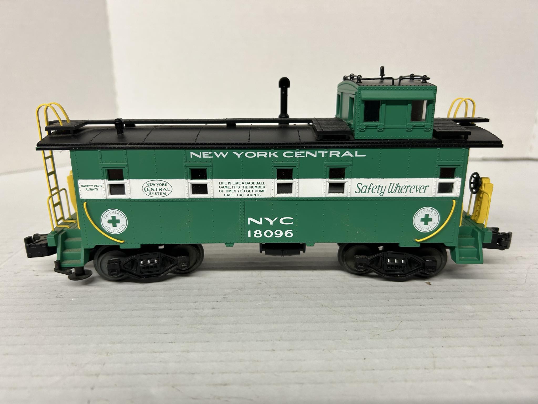 MTH 20-90017 NYC "Safety Wherever" Caboose #18096-Second hand-M6301 –  MrMuffin'sTrains