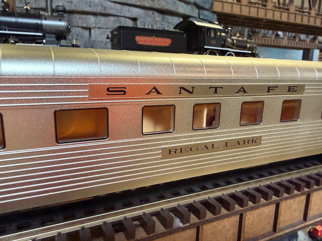 Lionel 2627120 - Super Chief Add-On 21" Pullman Passenger Car "Santa Fe" Set B (2-Car)
