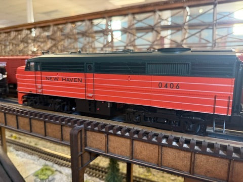 Lionel 2533961 - Legacy FA-2 AA Diesel Set "New Haven" #0404/0406 - Custom Run for MrMuffin'sTrains
