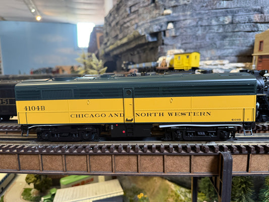 Lionel 2533909 - Legacy - FB-2 SuperBass "Chicago & North Western" #4104B (Non-Powered)