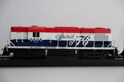 Atlas HO 10004538 - Gold - ALCo RS-11 Diesel Locomotive "Duluth, Winnipeg & Pacific" #3605 (Bicentennial)