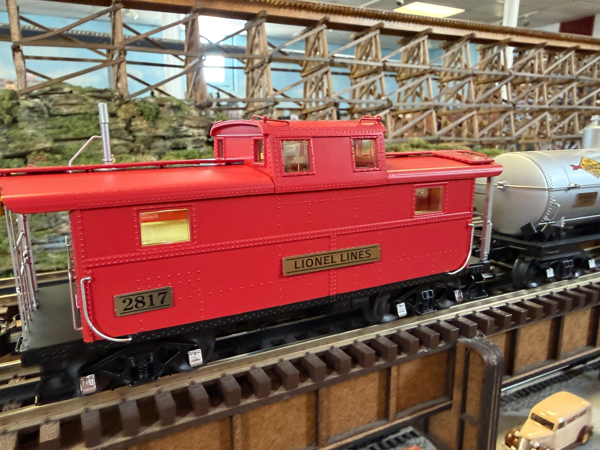 Lionel 2522030 - Vision Line Hudson Prewar Freight Set "Lionel Lines"