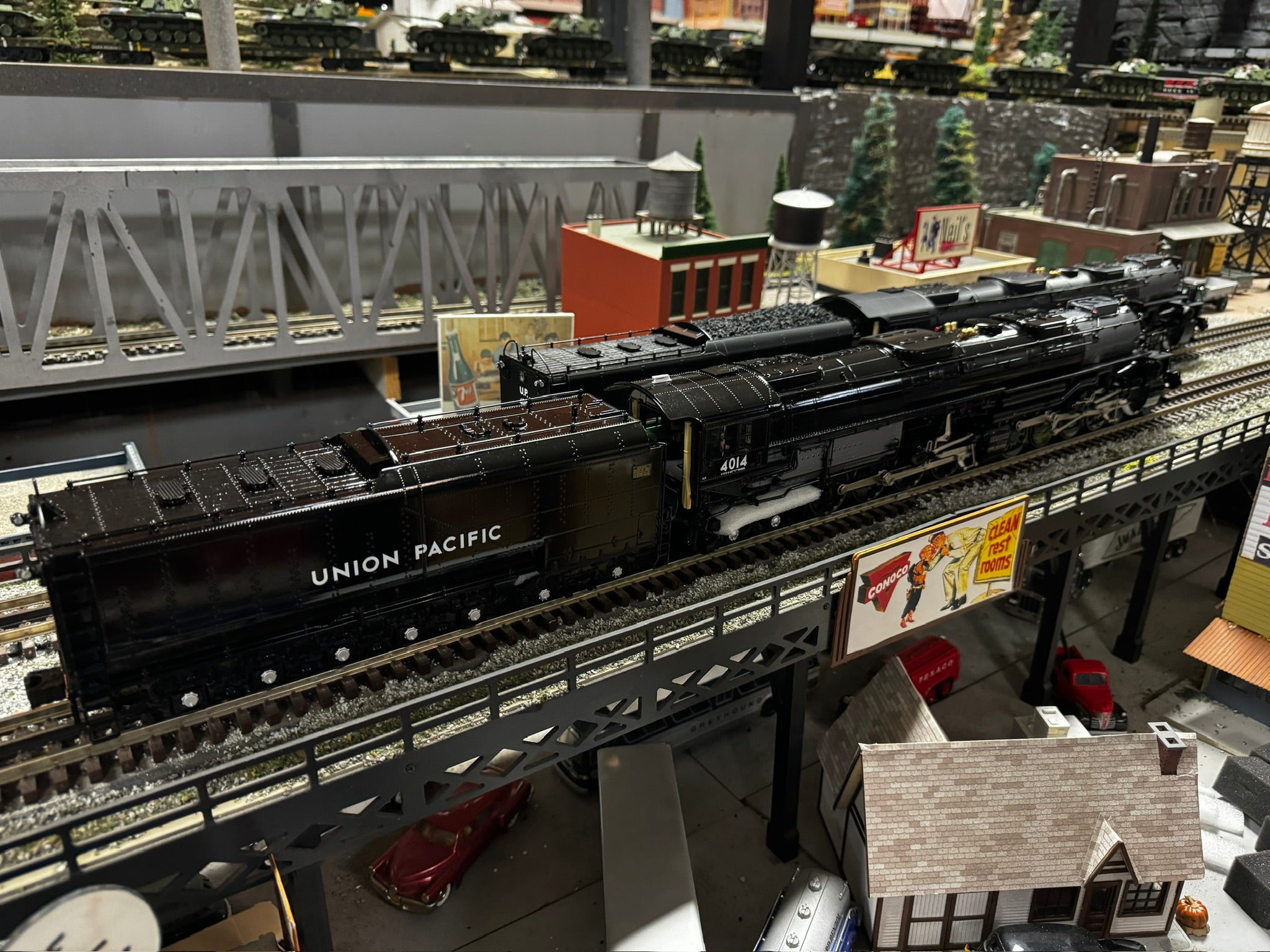 Lionel 2331250 - Vision Line Big Boy Steam Locomotive "Union Pacific" #4014 (Oil Burning)
