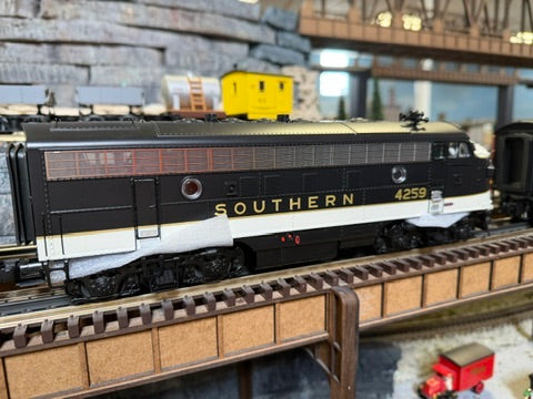MTH 20-21993-1 - F-7 A Unit Diesel Engine "Southern" #4259 w/ PS3 - MrMuffin'sTrains