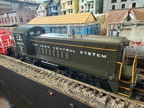 MTH 30-21325-1 - SW-8 Switcher Diesel Engine "Pittsburg & Lake Erie" #8962 w/ PS3 (New York Central) - Custom Run for MrMuffin'sTrains
