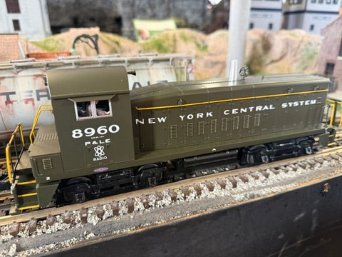 MTH 30-21324-1 - SW-8 Switcher Diesel Engine "Pittsburg & Lake Erie (New York Central)" #8960 w/ PS3 - Custom Run for MrMuffin'sTrains