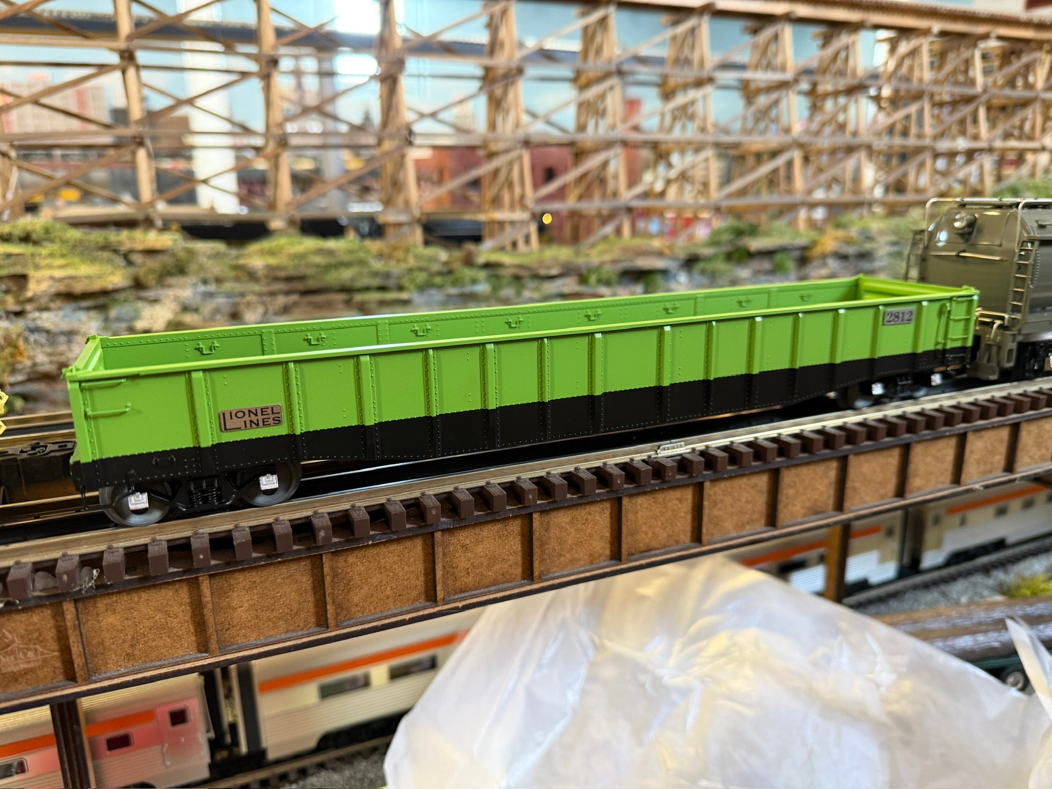 Lionel 2522030 - Vision Line Hudson Prewar Freight Set "Lionel Lines"