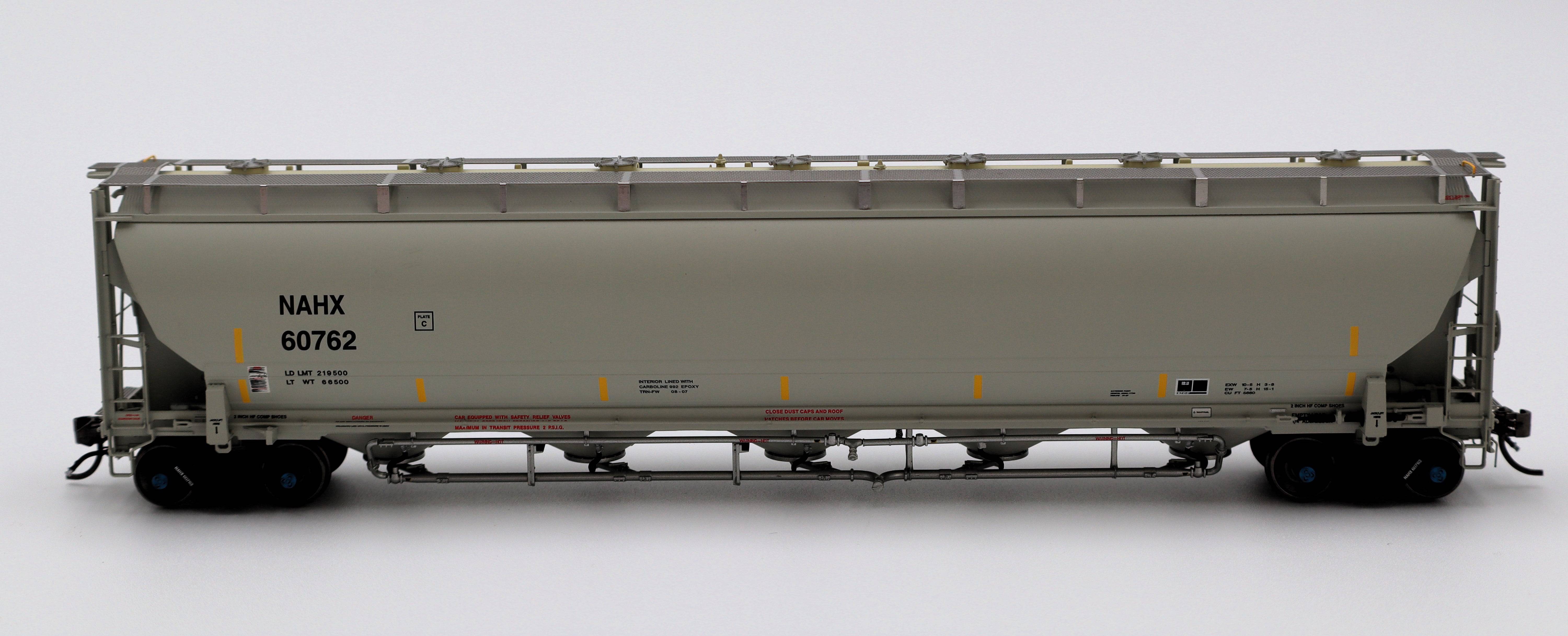Atlas HO 20007499 - Master Trinity 5660 PD Covered Hopper - 'GE Rail Services (NAHX)' - #60886