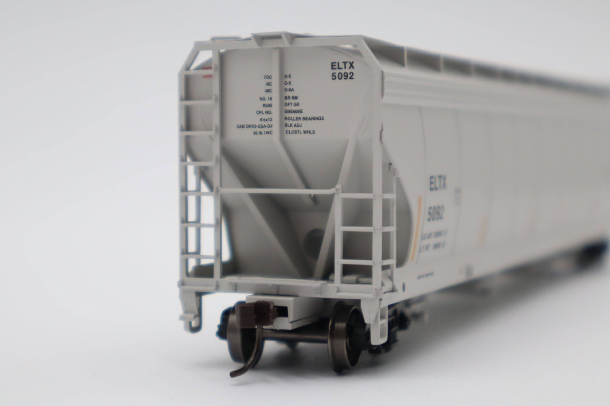 Atlas HO 20007674 - Master - 5800 Centerflow Covered Hopper Car "Soltex Polymers, Inc." #5092