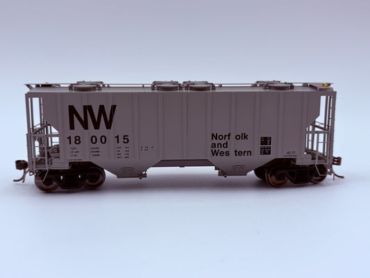 Atlas HO 20007700 - Master - Portec 3000 Covered Hopper "Norfolk & Western" #180084