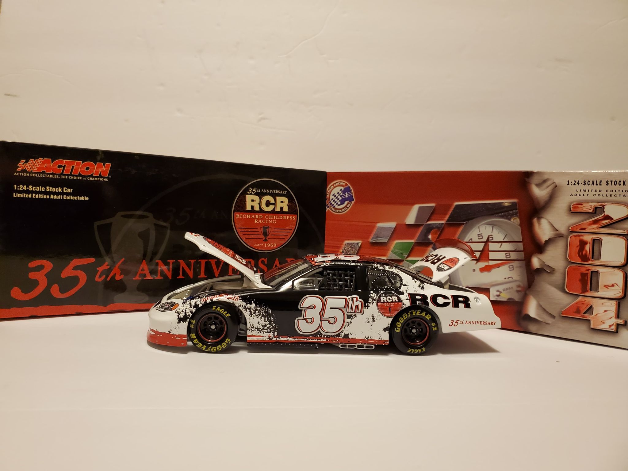 2004 Action #35 - 35TH ANNIVERSARY RCR - 1/24 Diecast - Second hand - SH002