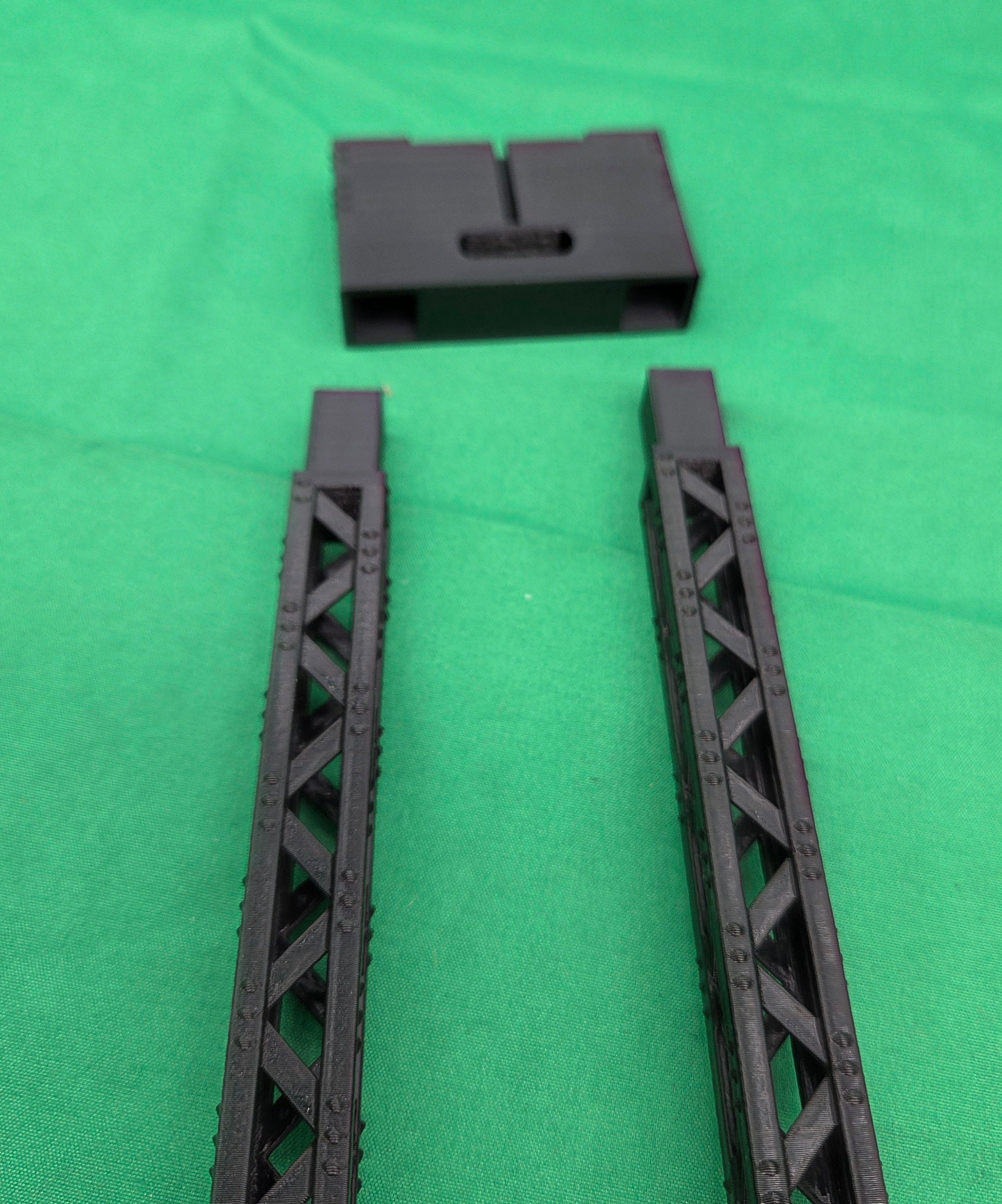 Sedgwick O Scale Models ETS-RSN - Elevated Track System - Laced Steel Riser (Narrow)