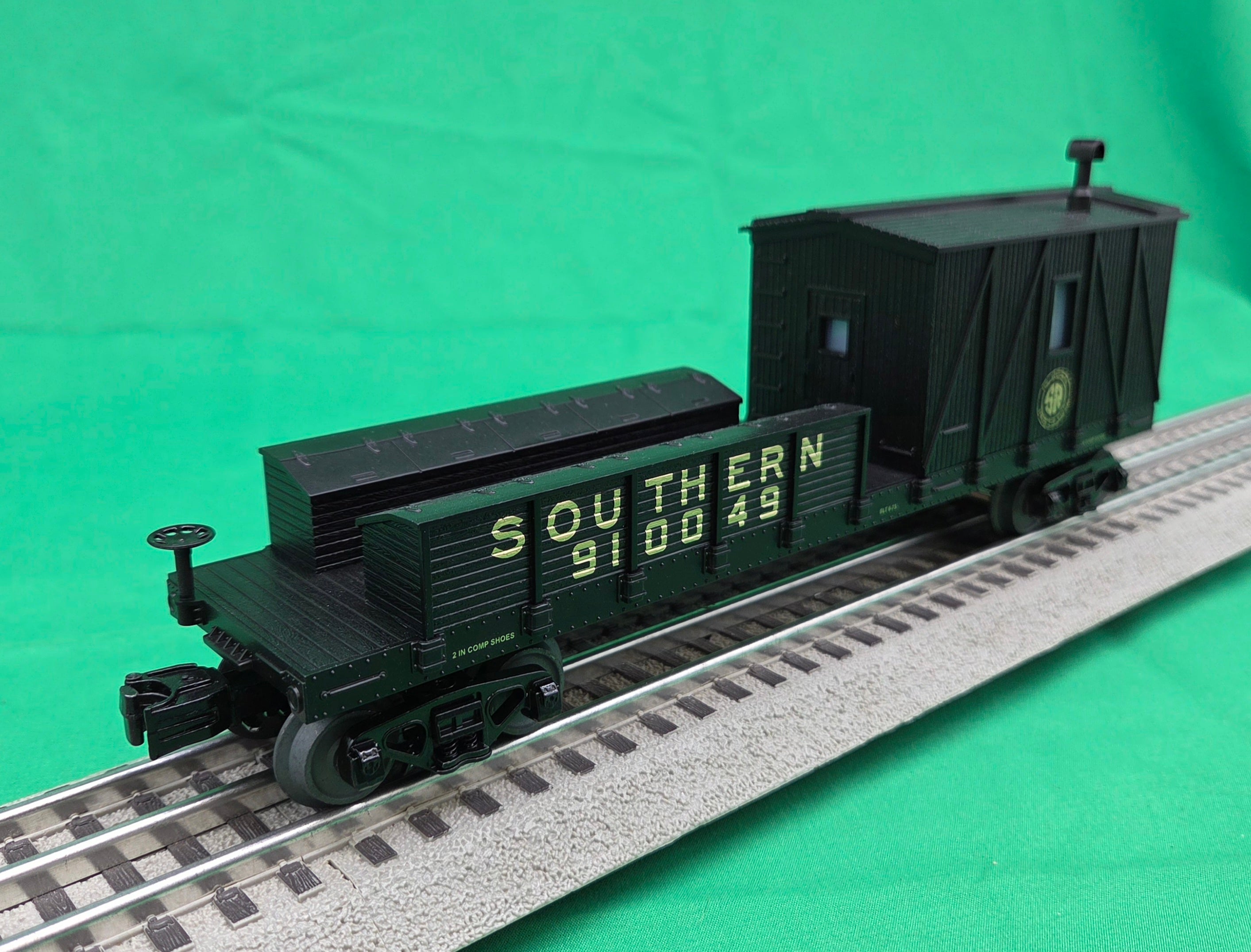 MTH 30-79704 - Crane Tender Car "Southern" #910049 - MrMuffin'sTrains