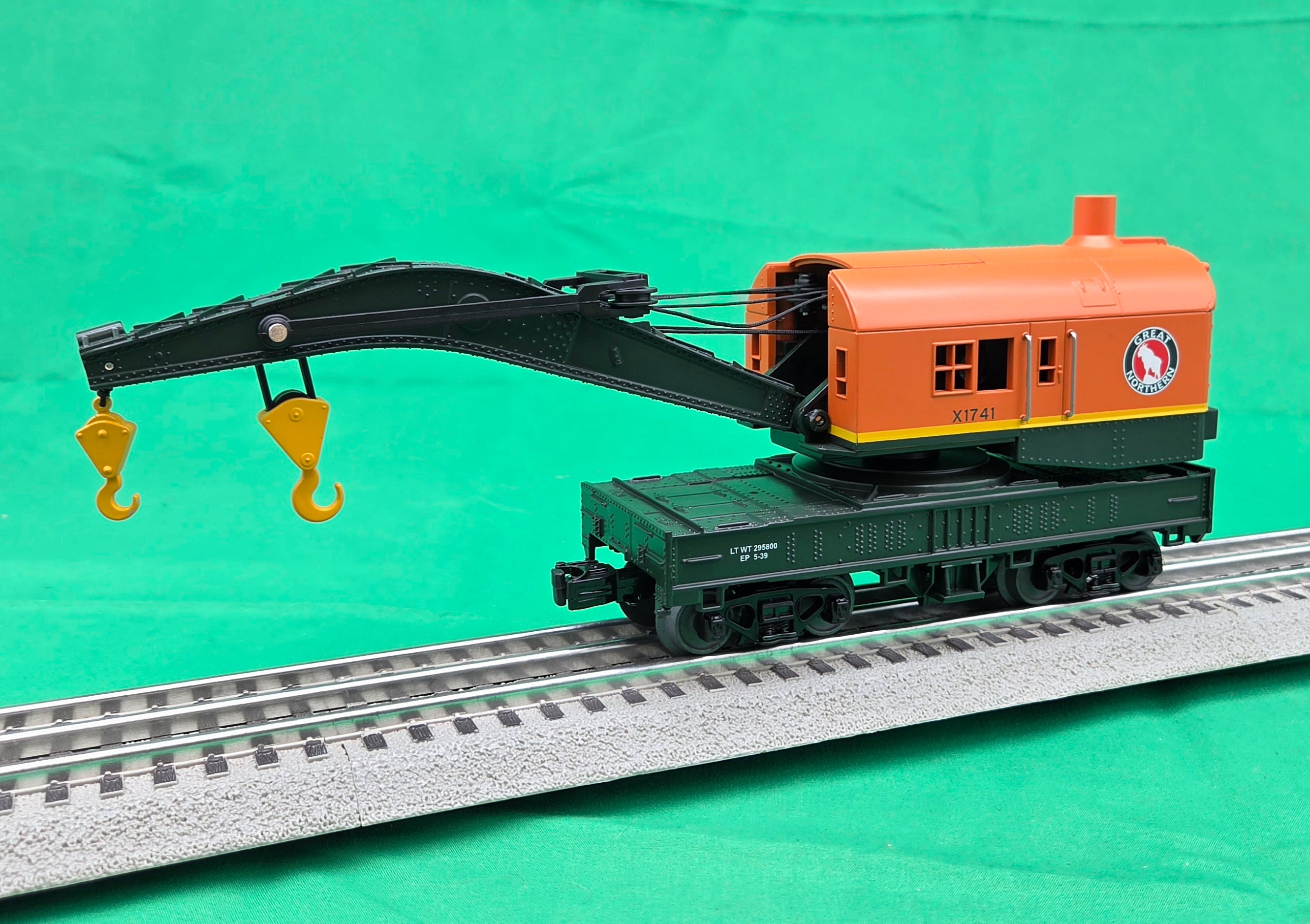 MTH 30-79709 - Crane Car "Great Northern" #X1741 - MrMuffin'sTrains