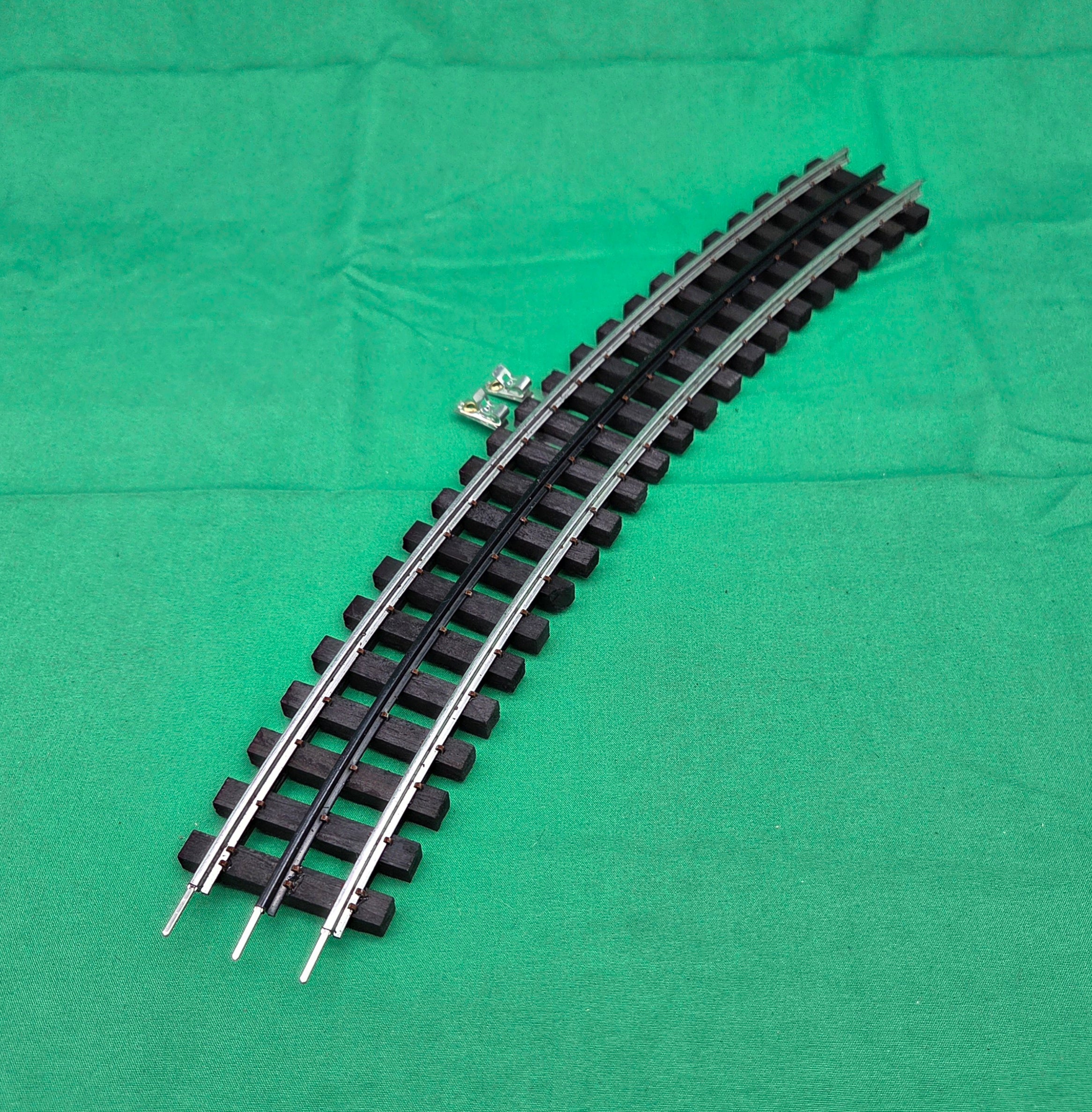 Ross Custom Switches #054P - 27" Radius 54" Diameter Curve Track w/ Power Clips - MrMuffin'sTrains