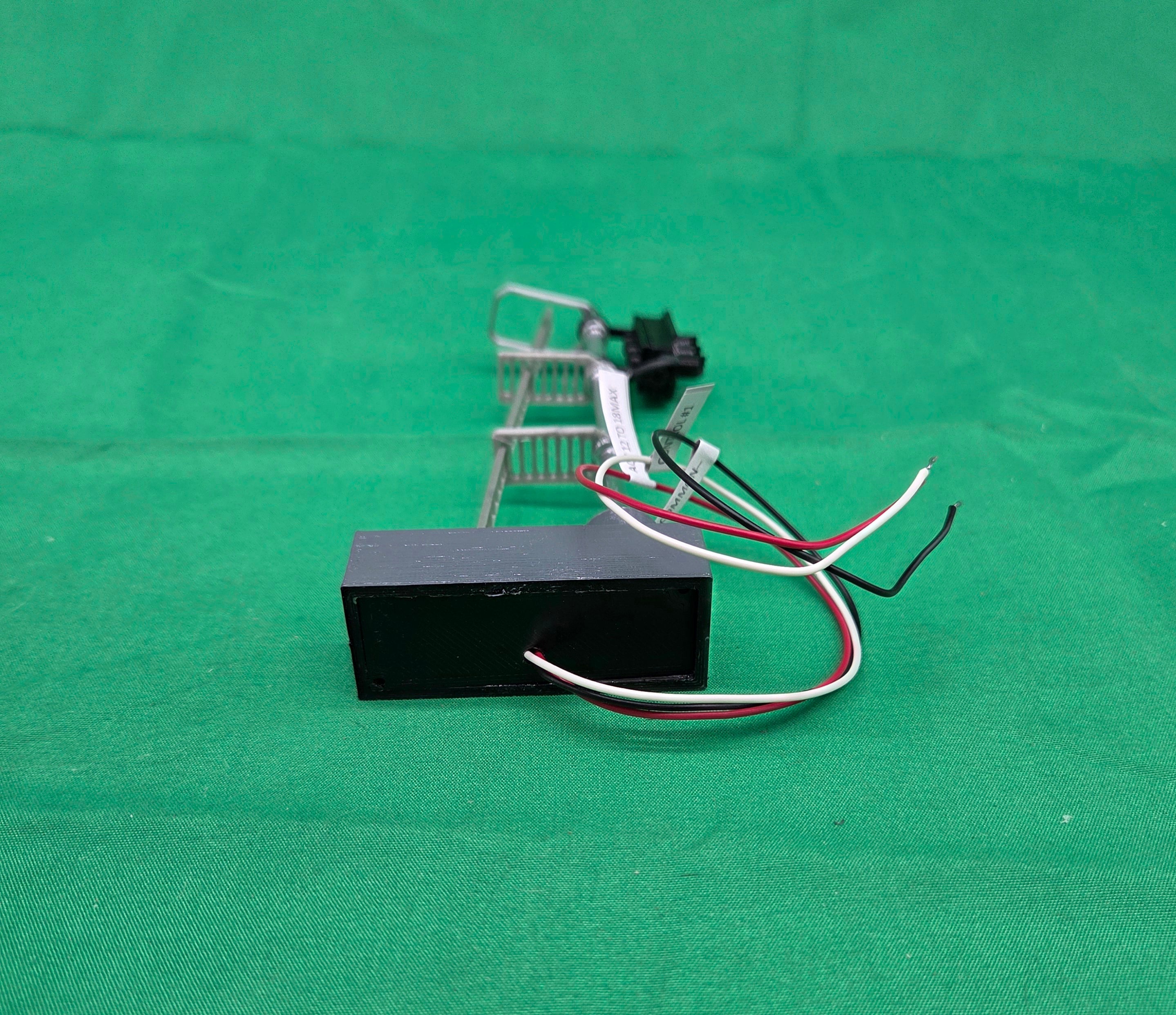 K & R Custom Models #201A - Single Street Light Signal