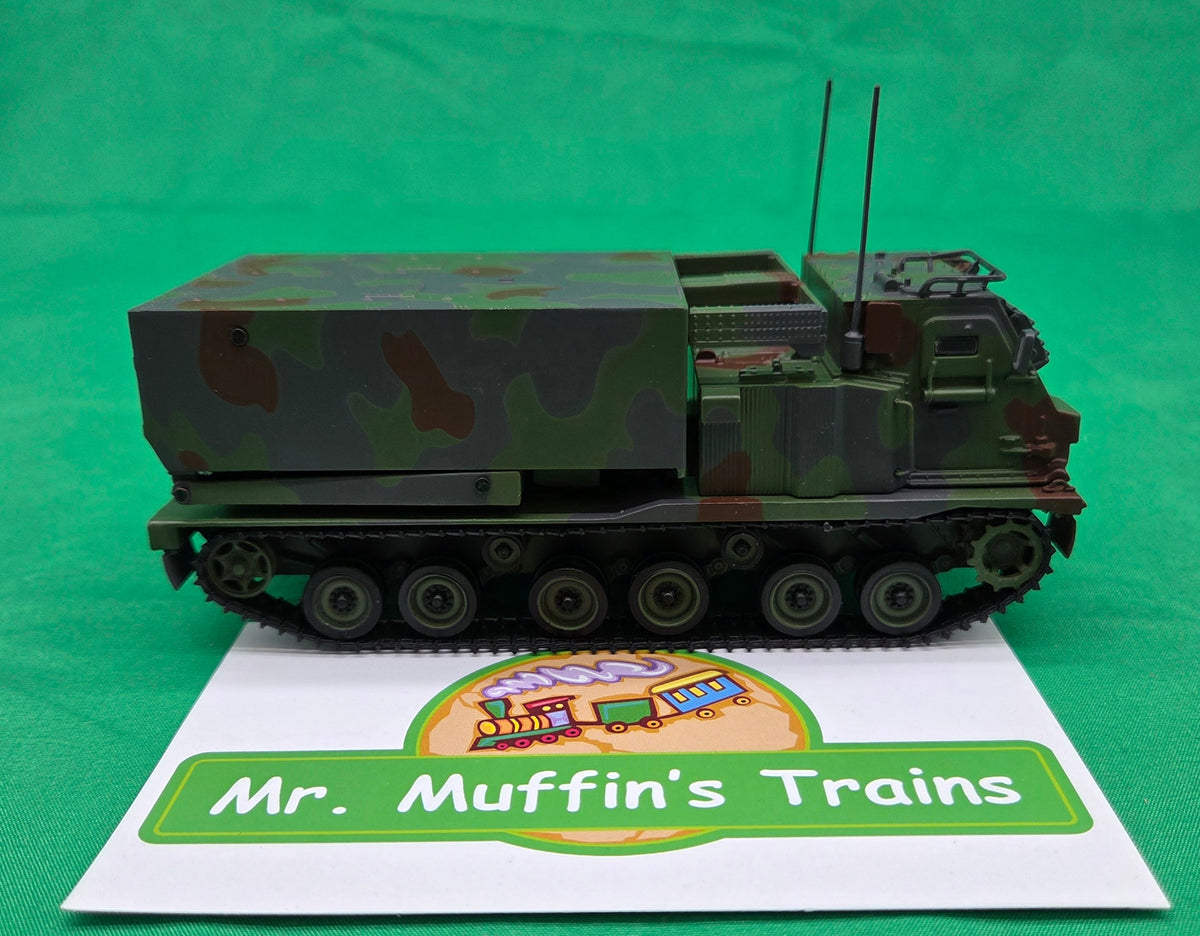 MTH - Multiple Launch Rocket System (MLRS) Forest Camo - 1/48 Scale