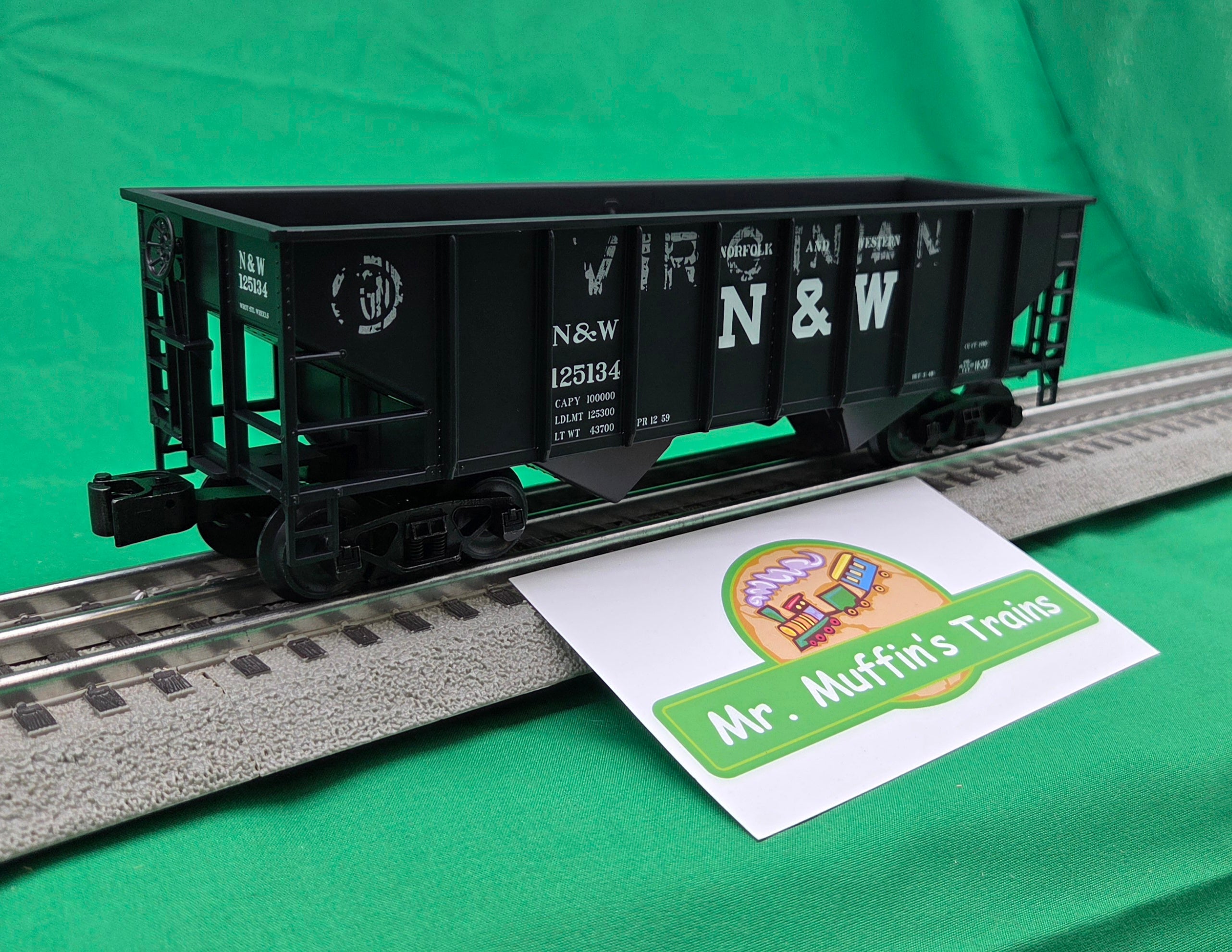 Lionel 2642479 - 2-Bay Hopper Car "Virginian" #125134 (Norfolk & Western)