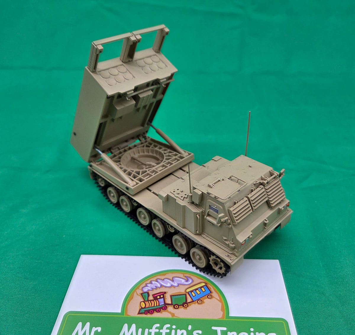 MTH - Multiple Launch Rocket System (MLRS) Desert Tan - 1/48 Scale