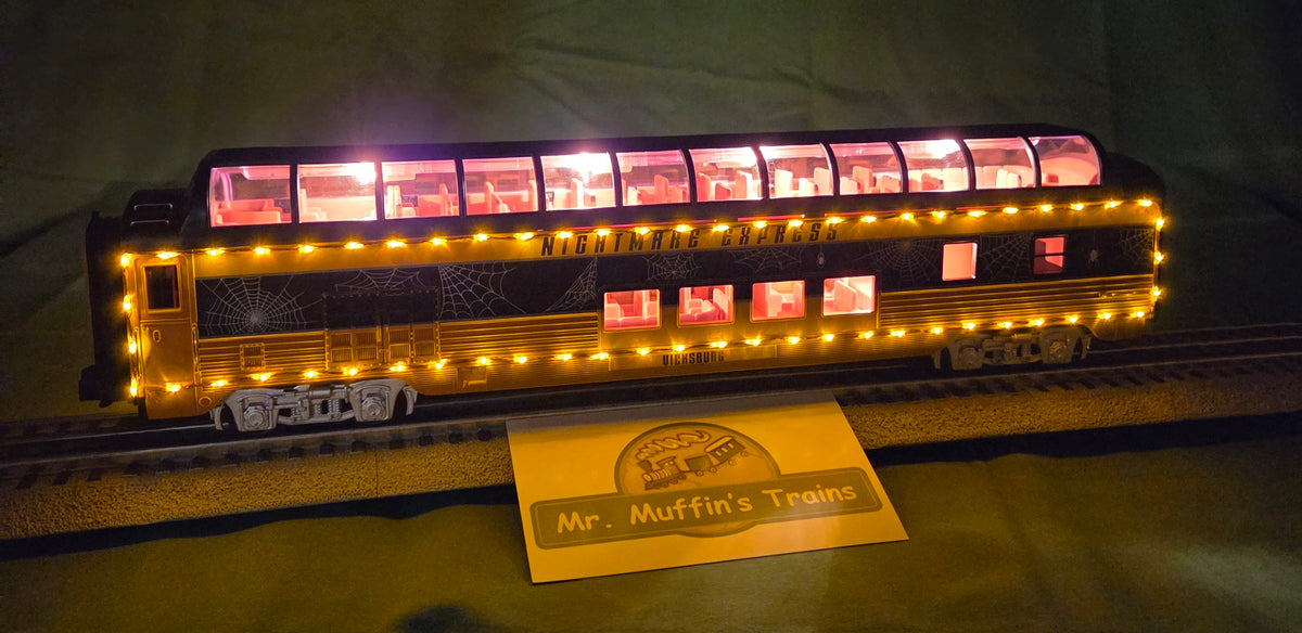 MTH 30-68305 - RailKing - 60’ Streamlined Full-Length Vista Dome Car "Halloween" #Vicksburg w/ LED Lights