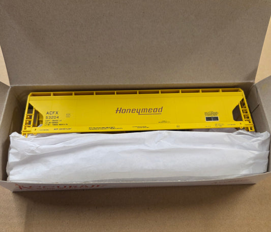 Accurail HO 81762 - Kit - ACF 47' 3-Bay Center-Flow Covered Hopper Kit "Honeymead" #53204
