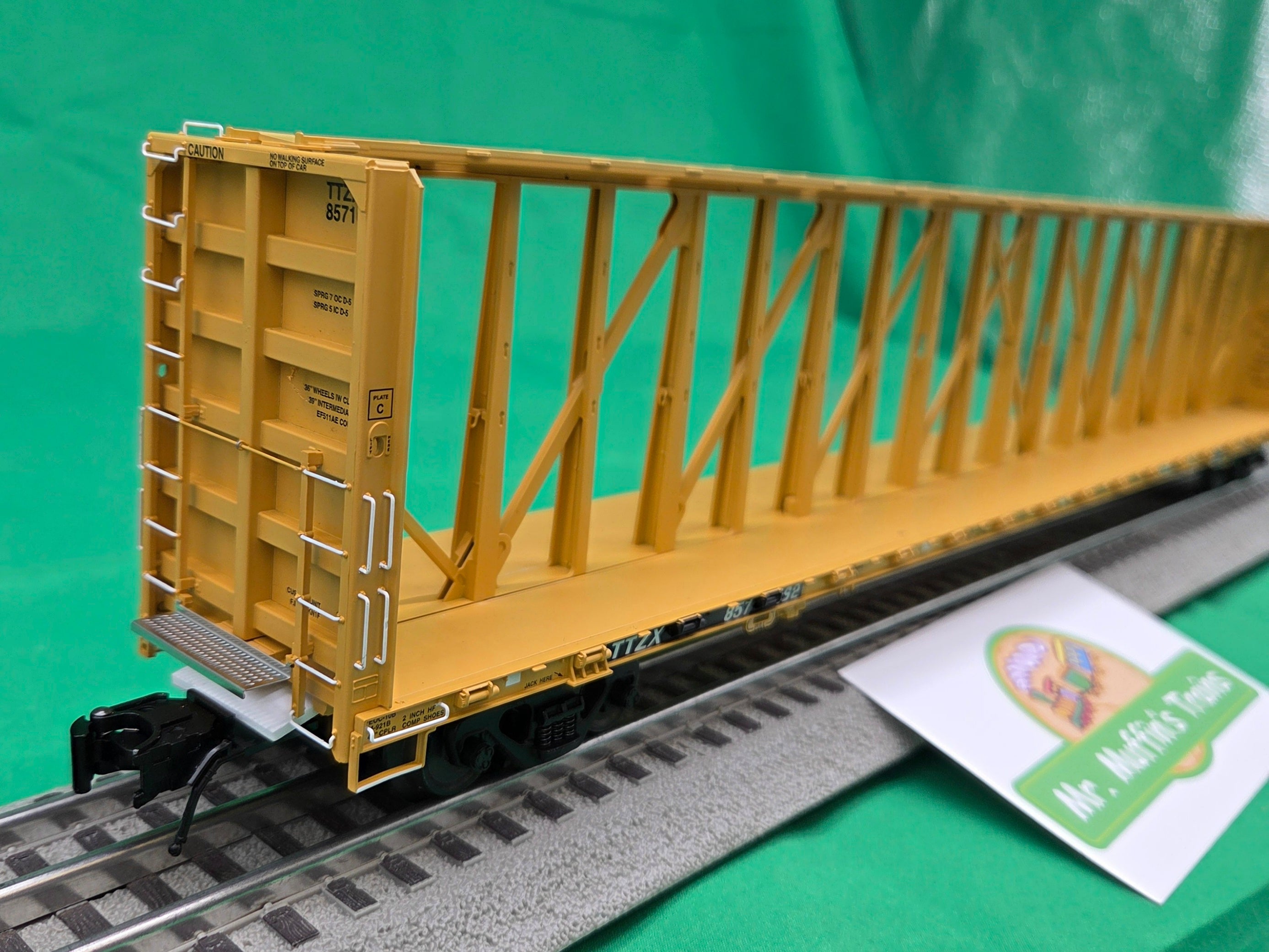 Atlas O 3001792 - Master - 73' Center Divider Flat Car "TTX"