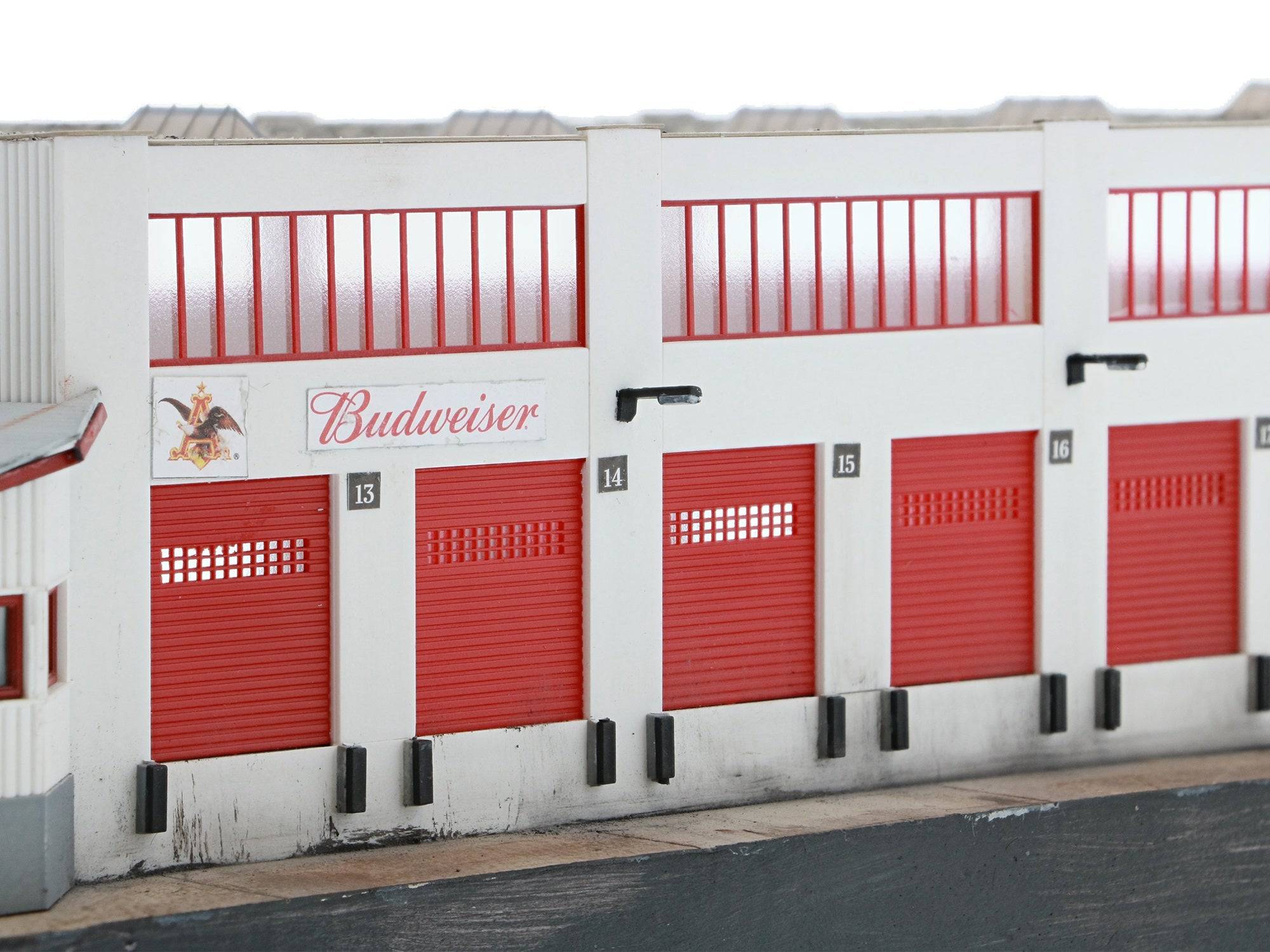 Lionel HO 2167090 - Anheuser-Busch - Distribution Center Building Kit