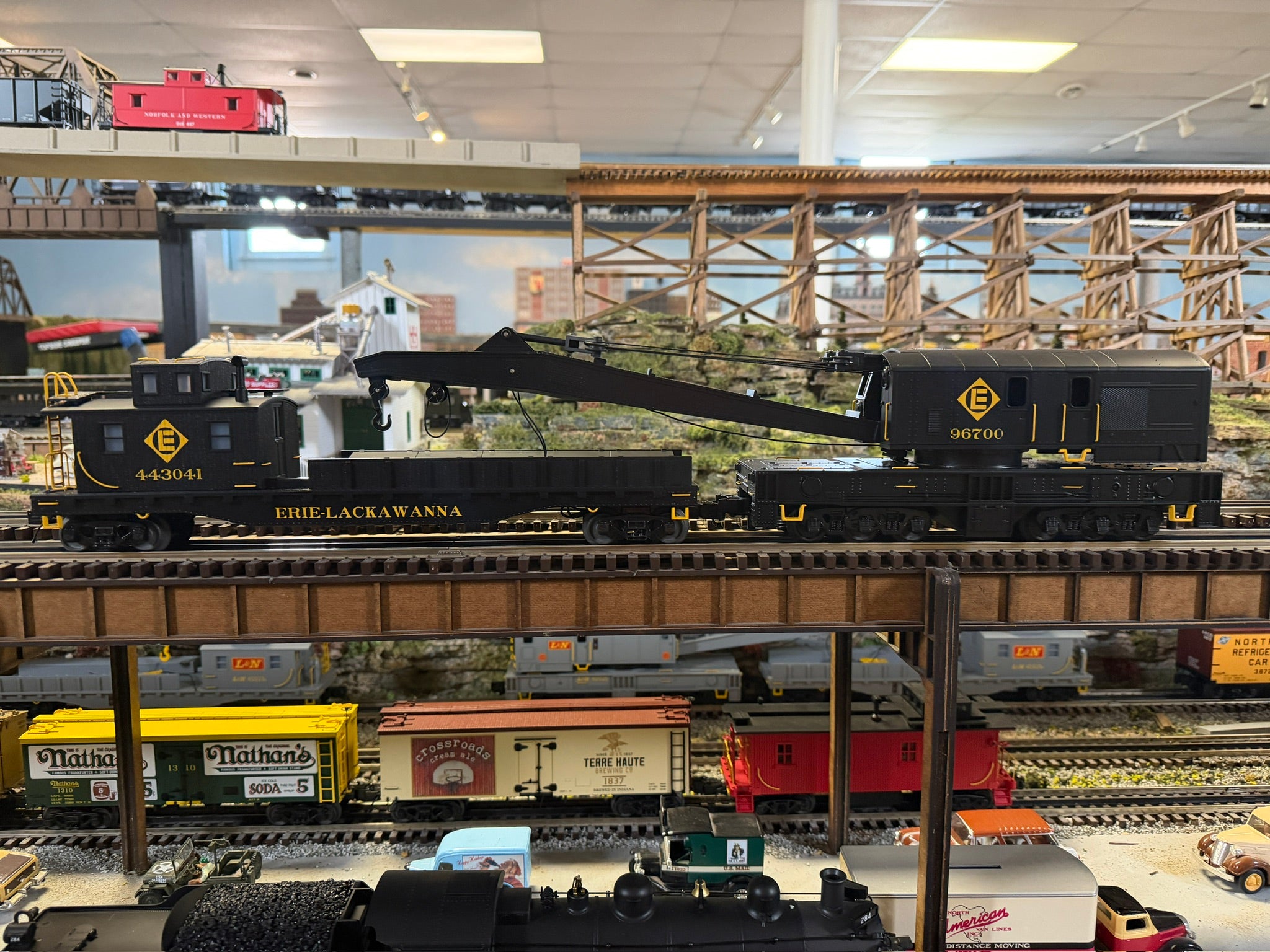 Atlas O 3001742 - Premier - Crane Car “Erie Lackawanna” #96700