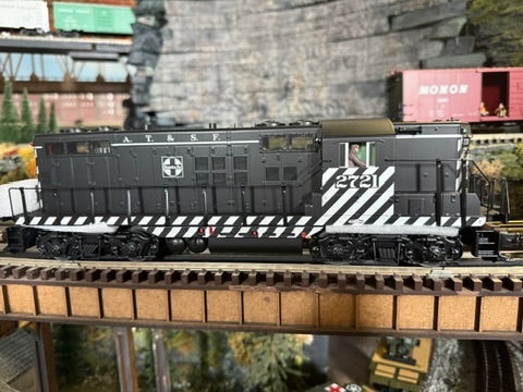 MTH 20-29054-1 - GP-7 Diesel Engine "Santa Fe" #2721 w/ PS3