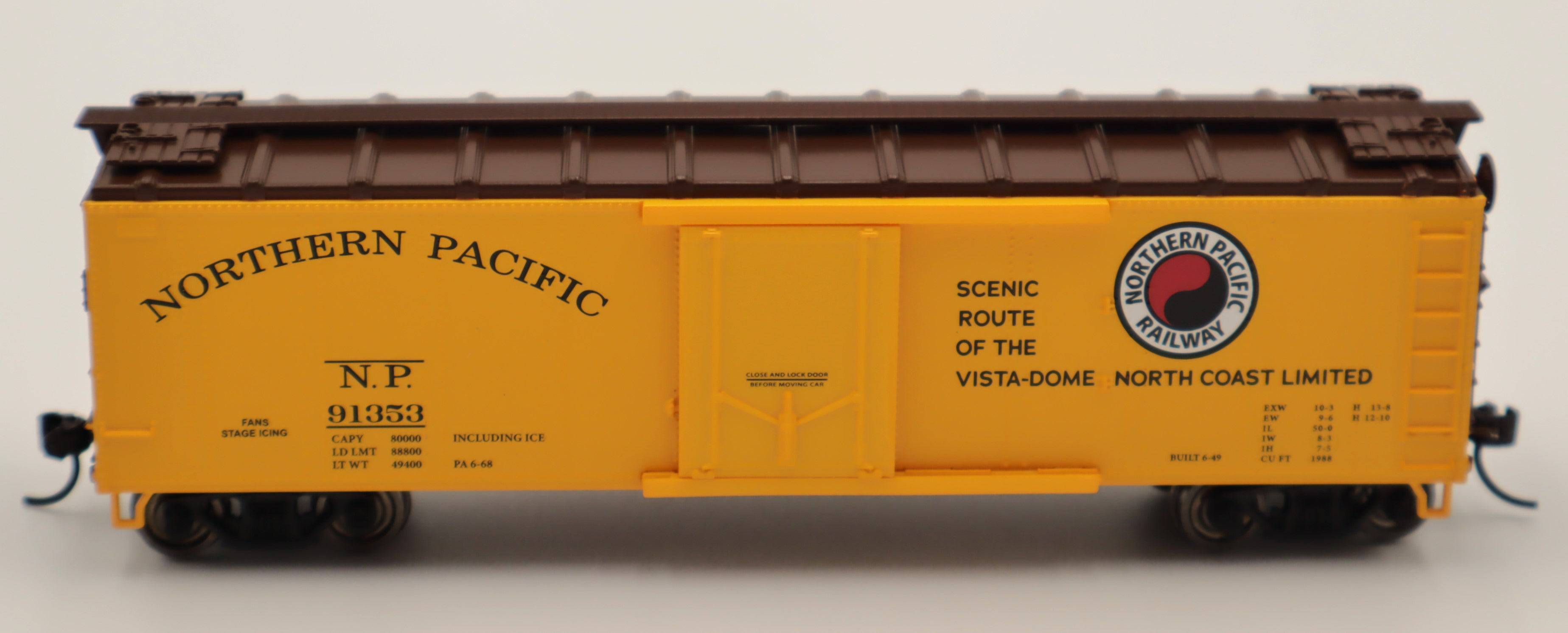 Lionel HO 2454340 - Reefer Car "Northern Pacific" #91353