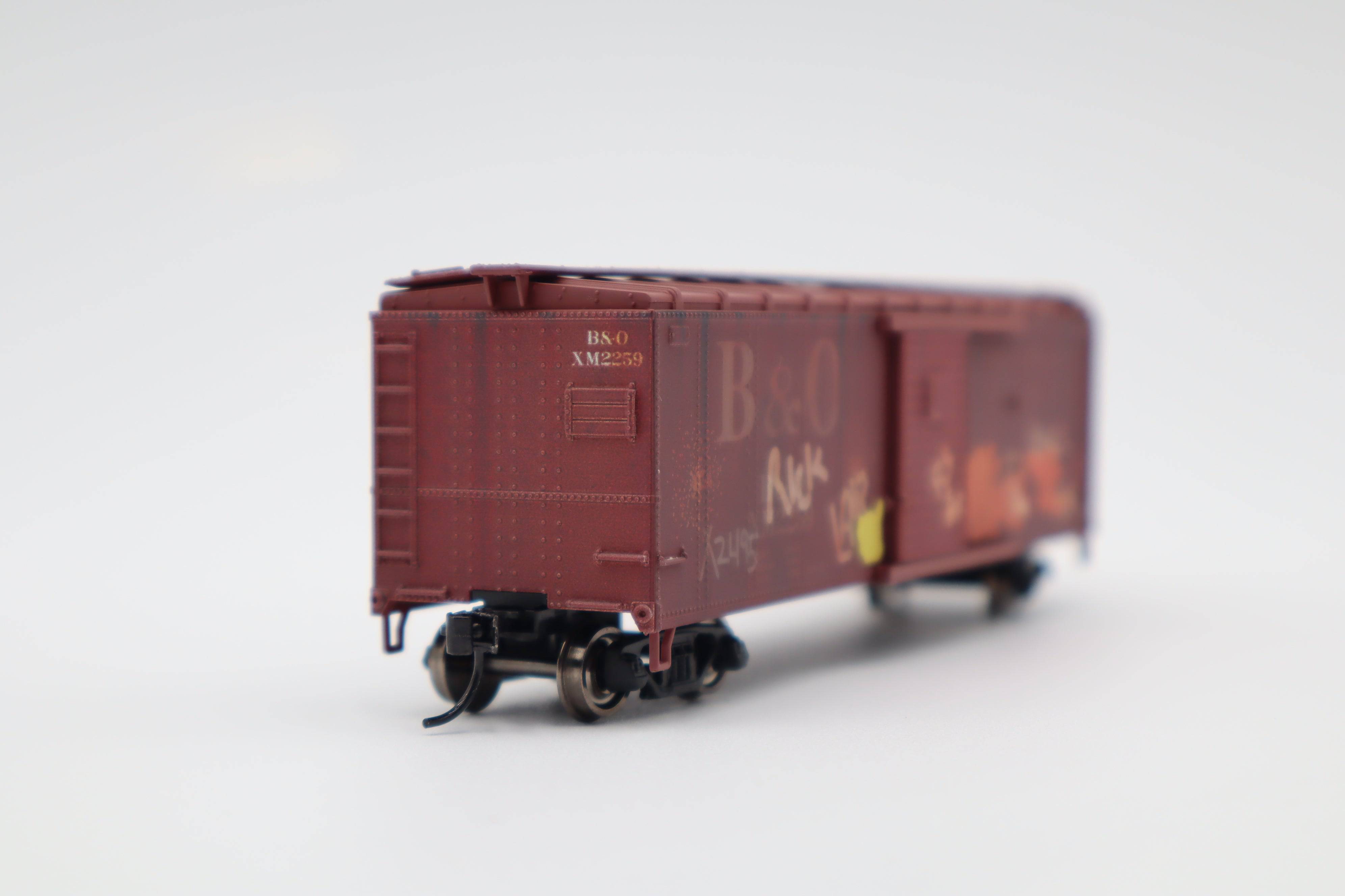 Lionel HO 2454710 - Boxcar "Baltimore & Ohio" #X2495 (Graffiti)