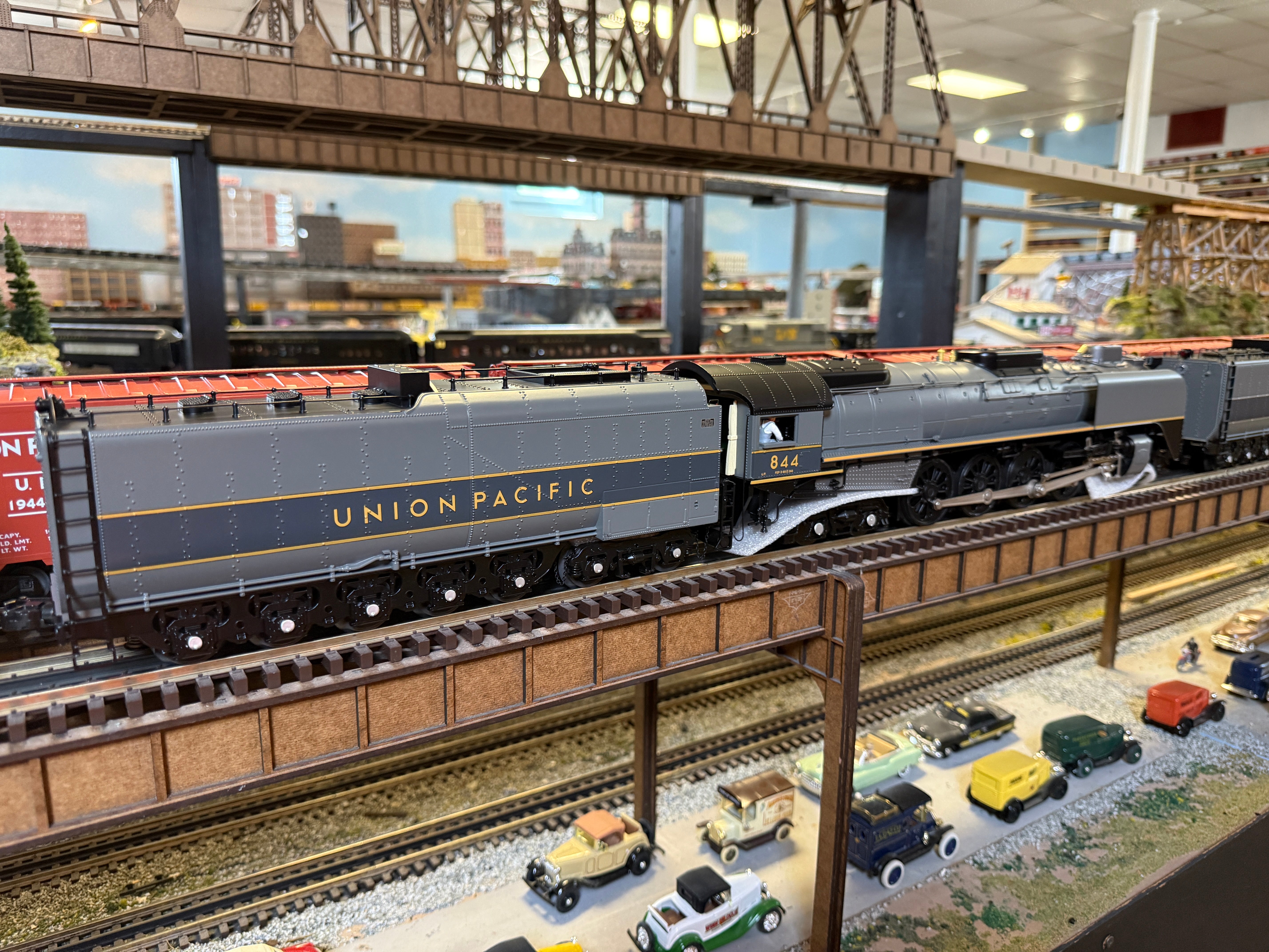 MTH 20-3962-1 - FEF 4-8-4 Northern Steam Engine "Union Pacific" #844 w/ PS3 (TT Gray w/Yellow Stripes)