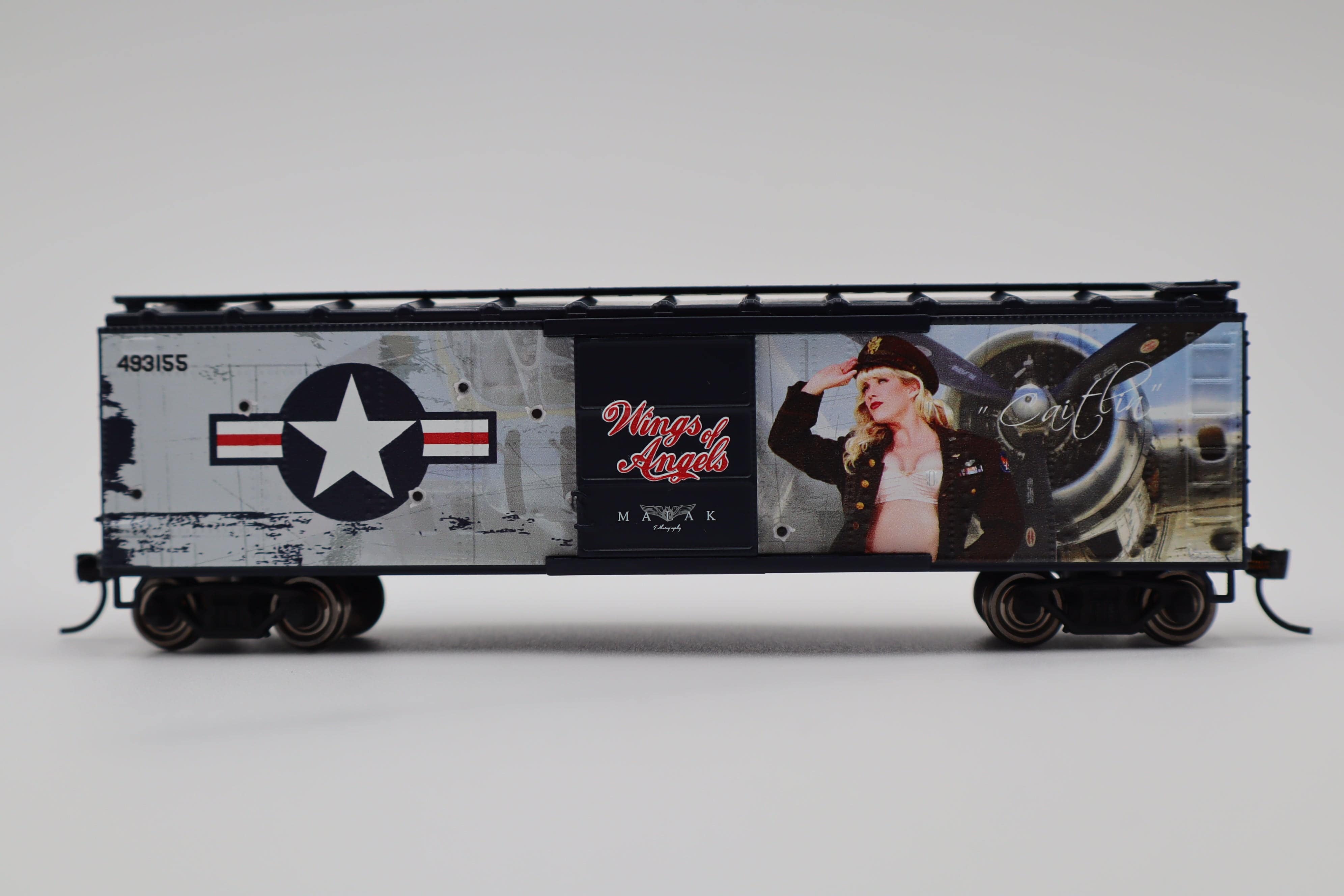 Lionel HO 2554010 - U.S. Army Boxcar "Wings of Angels - Caitlin" #493155