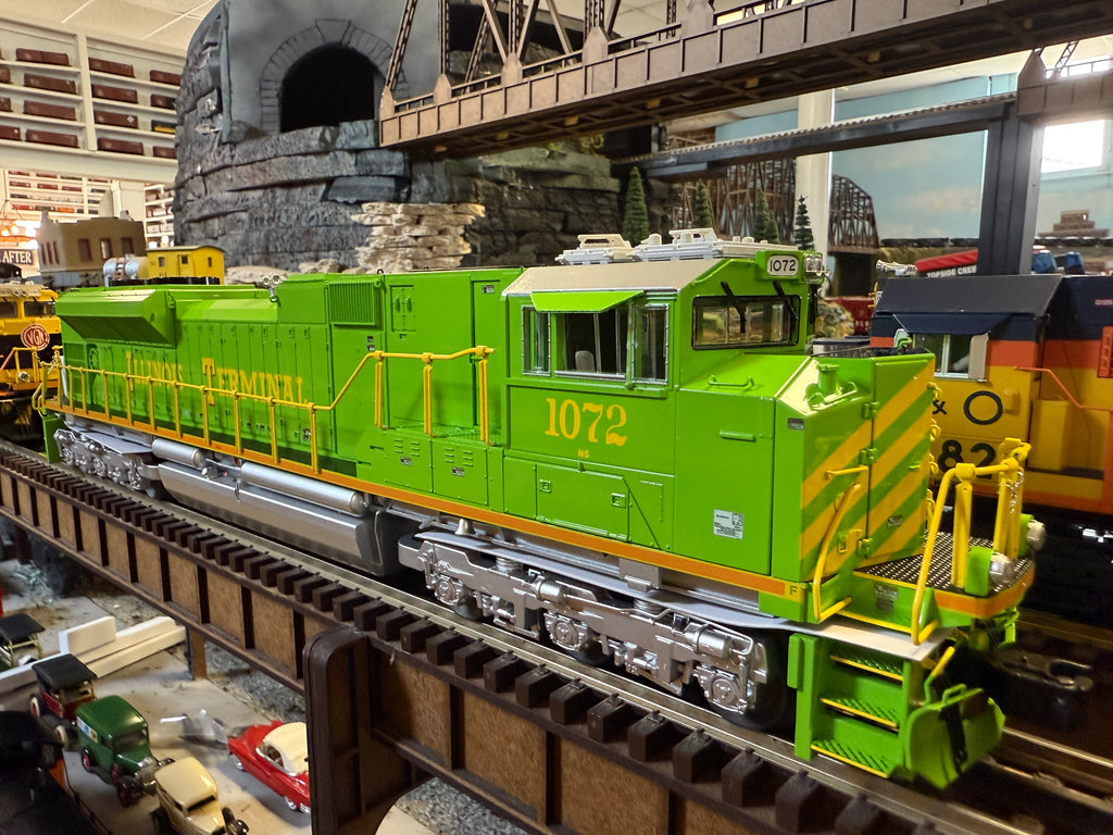 26FADE07-5B9D-4D19-AB76-