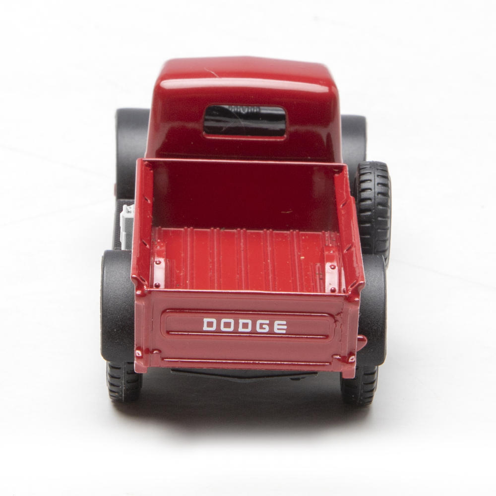 1947 Dodge Power Wagon (Red) 1/48 Diecast Car