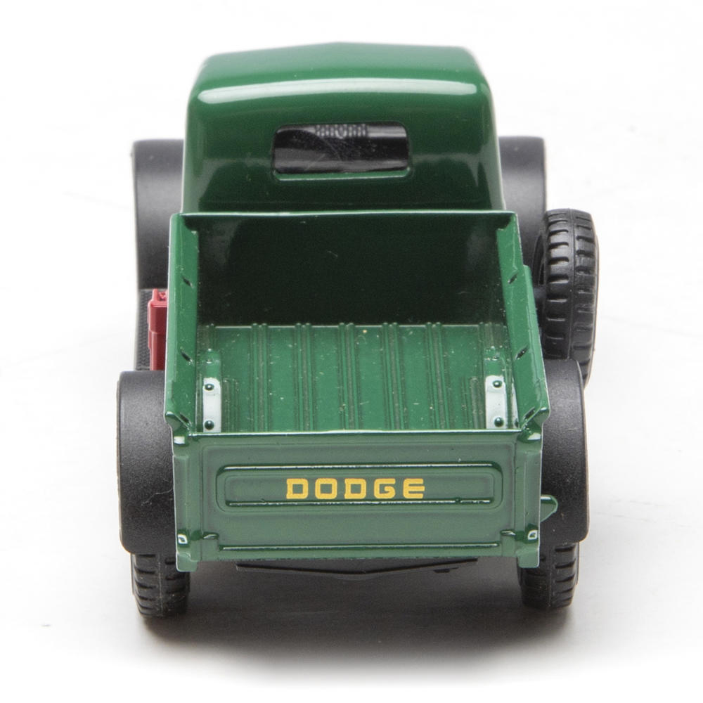 1947 Dodge Power Wagon (Green) 1/48 Diecast Car