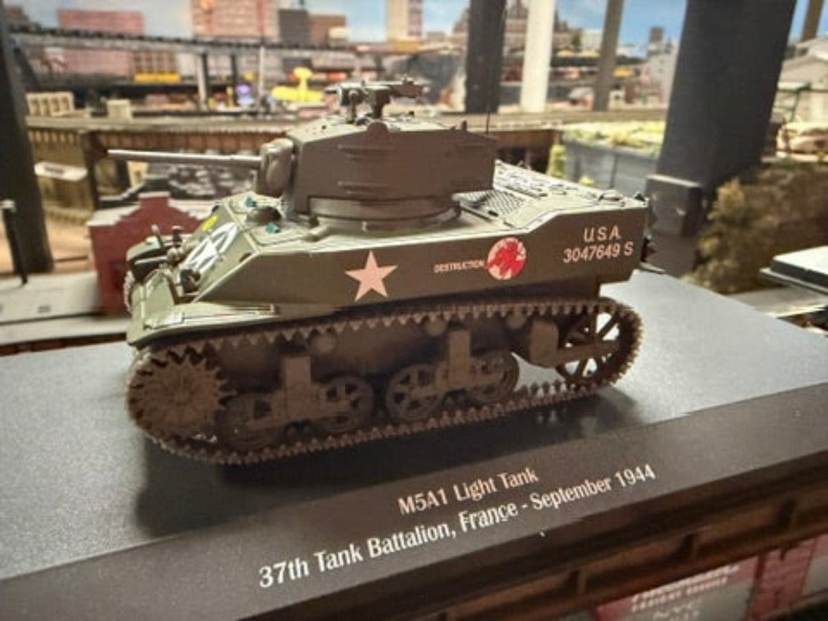 Atlas O 3002655 - M5A1 Light Tank (France, Sept 1944) 1/43