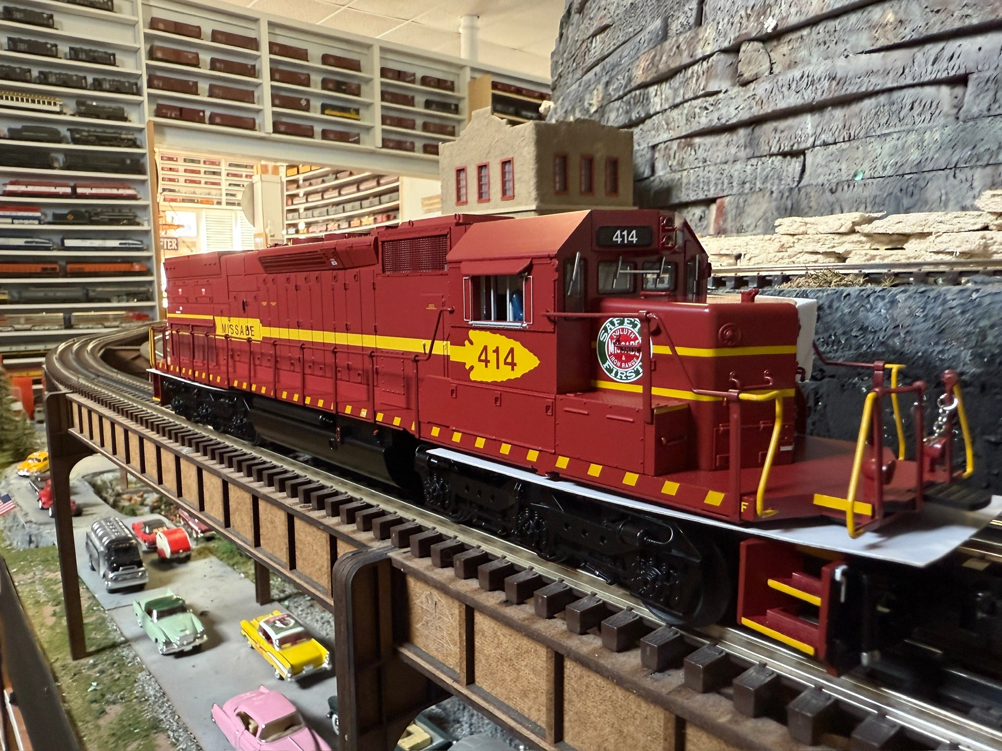 Lionel 2533990 - Legacy SD40T-2 Diesel Locomotive "Duluth Missabe & Iron Range" #414 - Custom Run for MrMuffin'sTrains