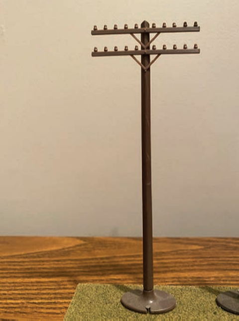 Atlas O 66929 - Lineside - 6" Telephone Poles Assembled & Painted w/ 2 Crossarms (6-Pack) - MrMuffin'sTrains