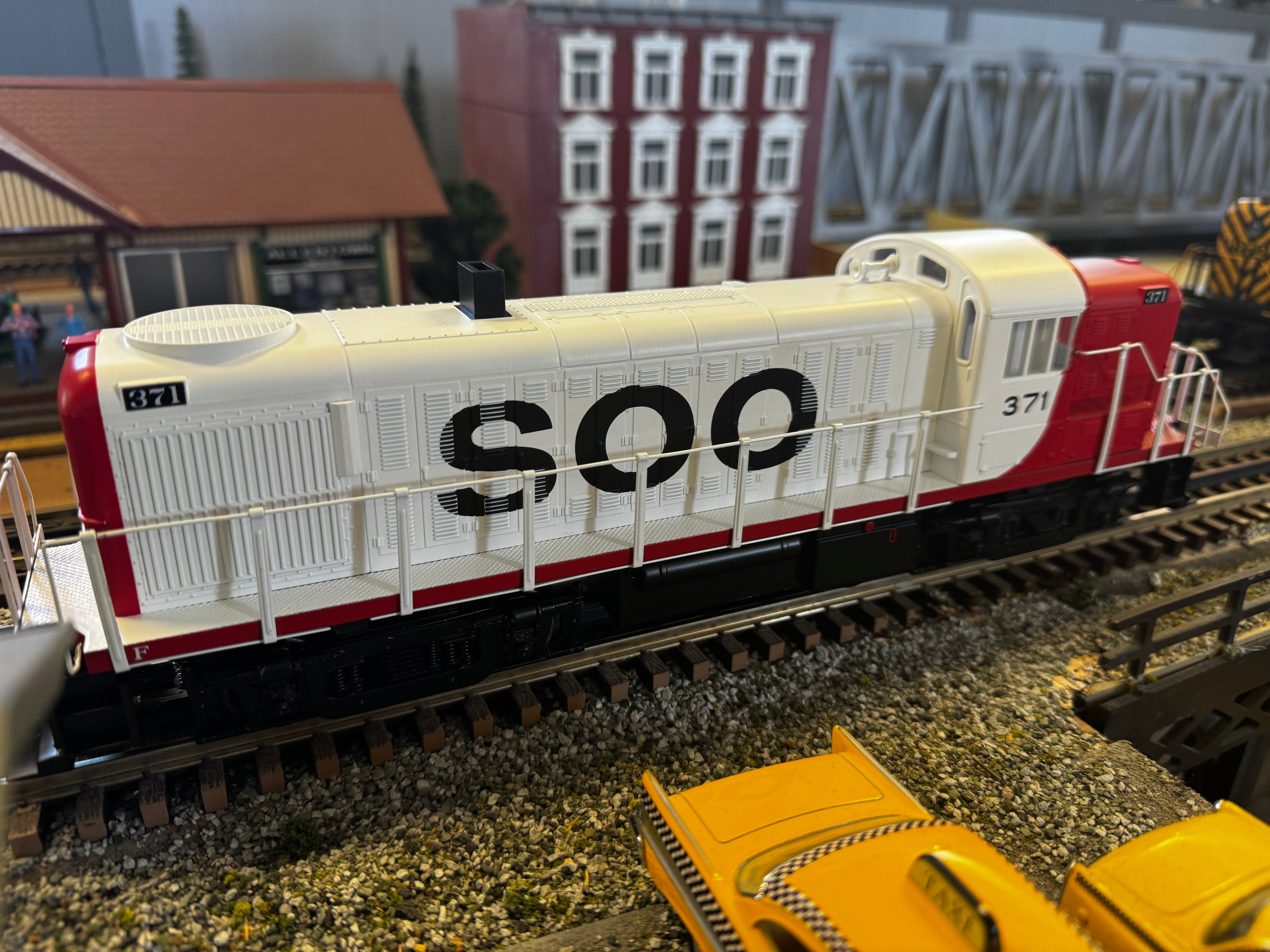 MTH 30-21183-1 - RS-3 Diesel Engine "SOO Line" #371 w/ PS3 - Custom Run for MrMuffin'sTrains