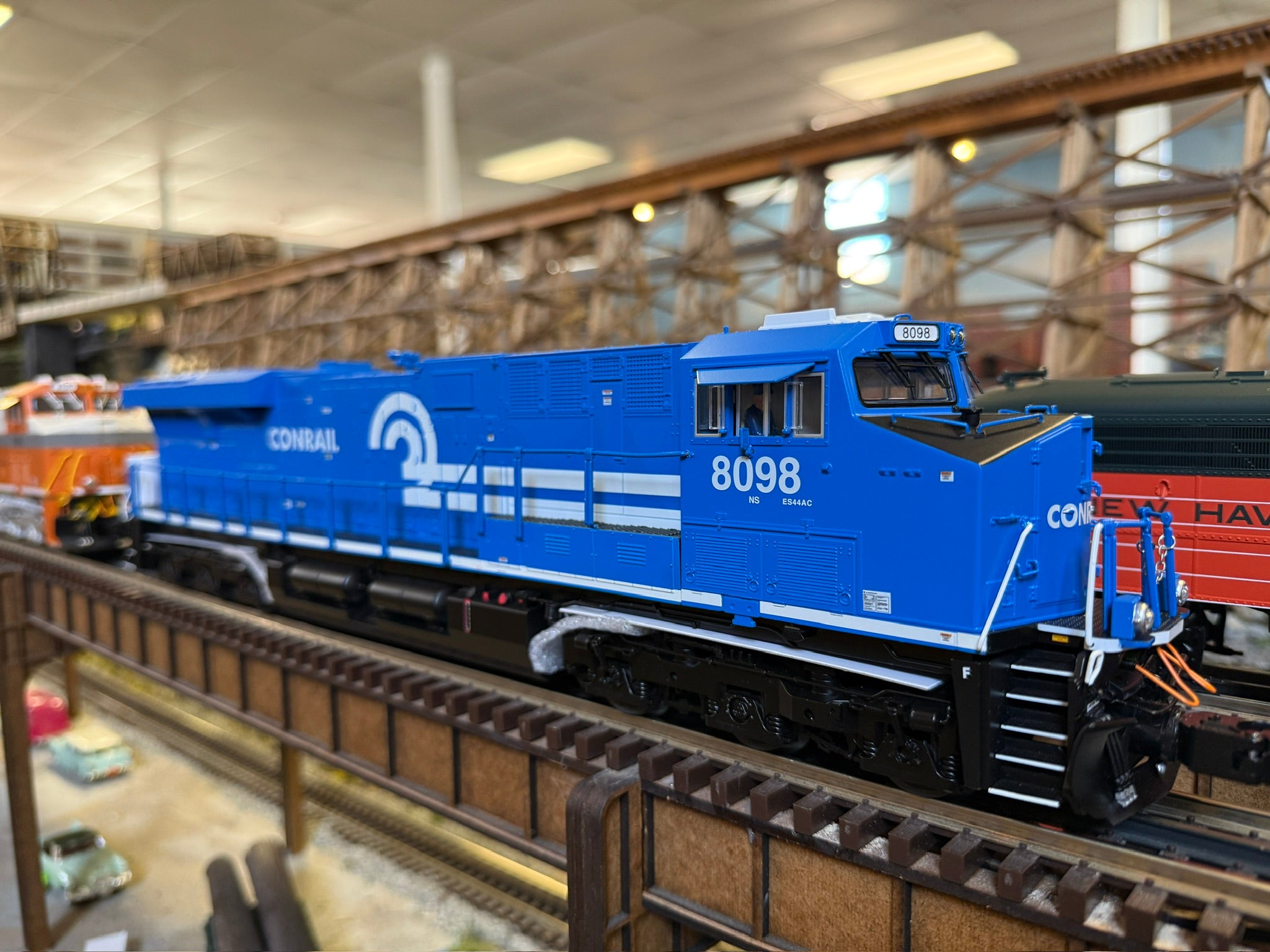 Lionel 2533591 - Legacy ES44 Diesel Locomotive "Conrail" #8098 (Norfolk Southern)