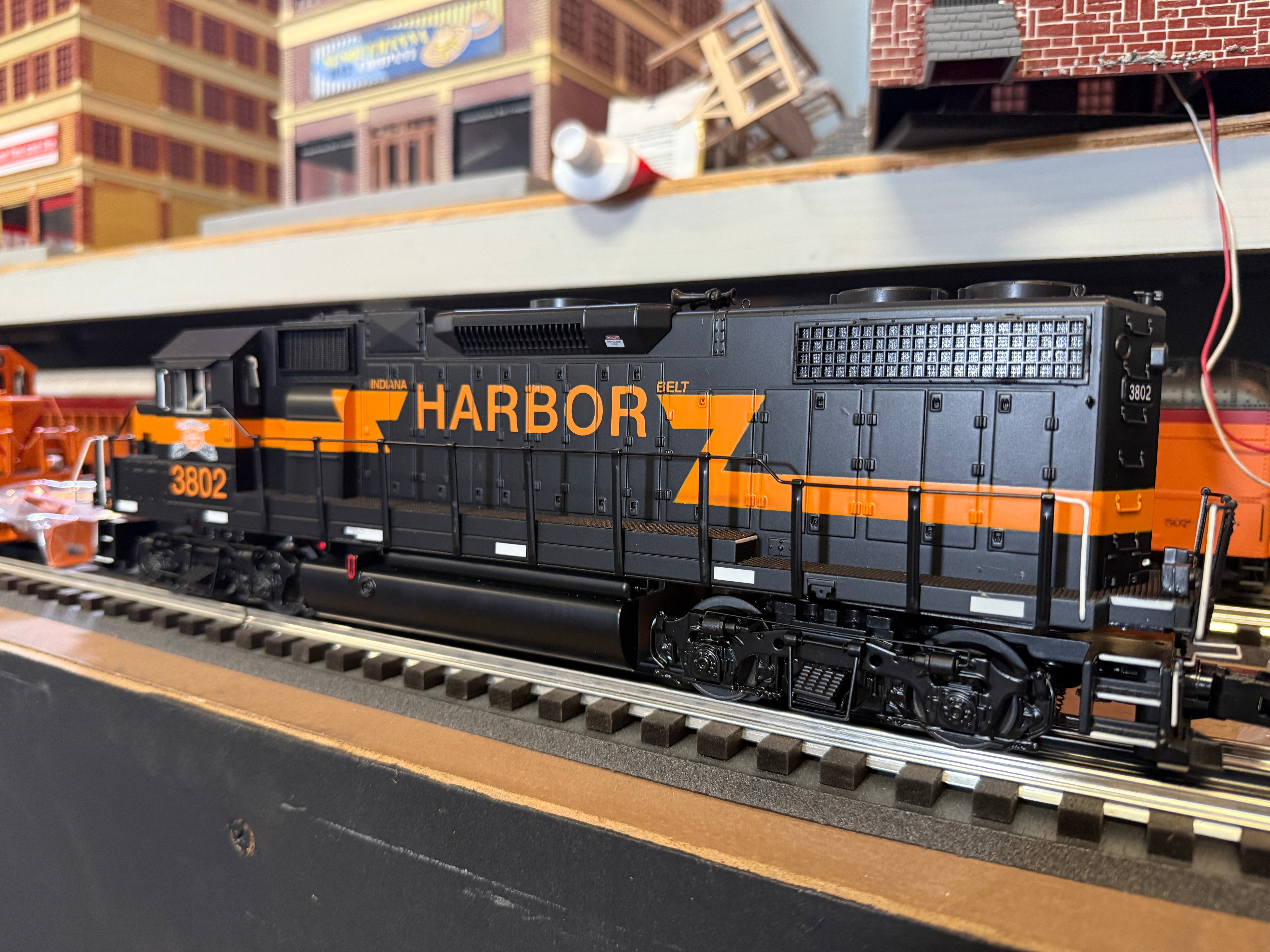 Atlas O 30138397S - Premier - GP38-2 Diesel Locomotive "Indiana Harbor Belt" #3802 - Custom Run for MrMuffin'sTrains