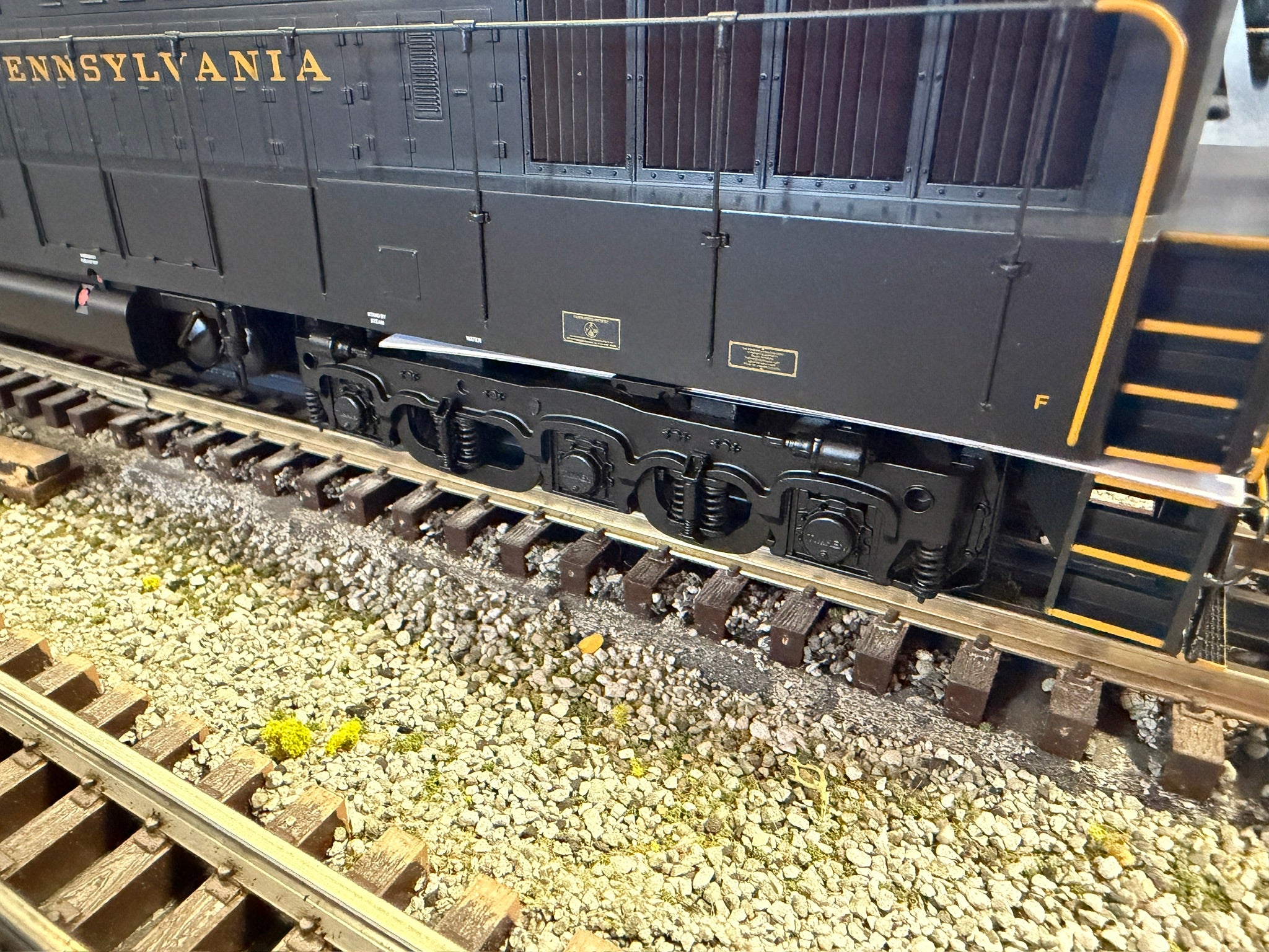 Lionel 2533702 - Legacy TrainMaster Diesel Locomotive "Pennsylvania" #6708