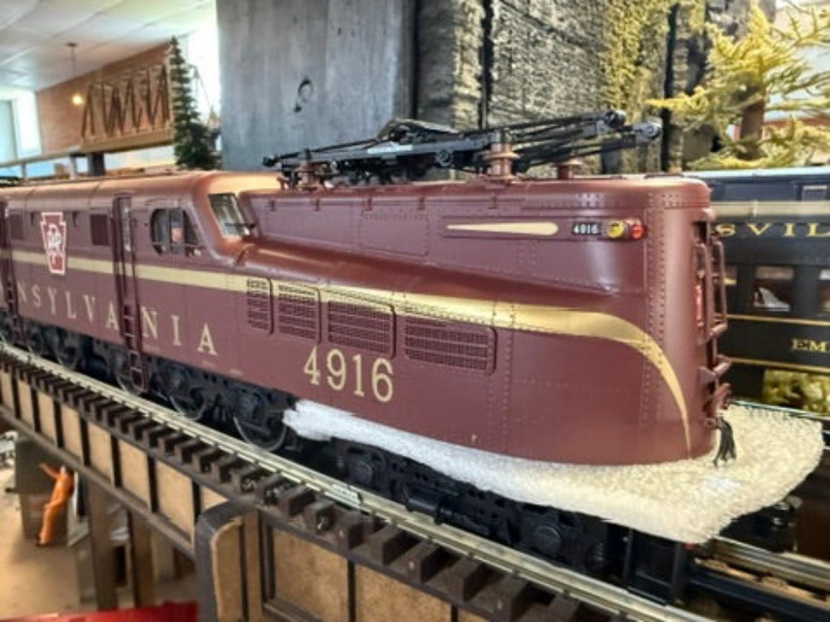Lionel 2533953 - Vision Line GG1 Electric Engine "Pennsylvania" #4916 (Tuscan) - Custom Run for MrMuffin'sTrains