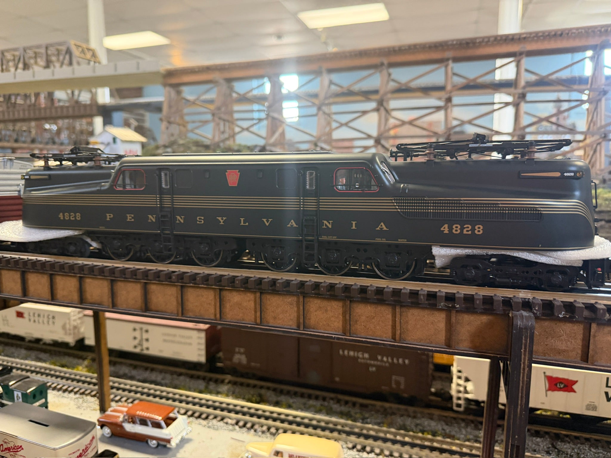 Lionel 2522010 - Vision Line - GG1 Freight Set "Pennsylvania" #4828