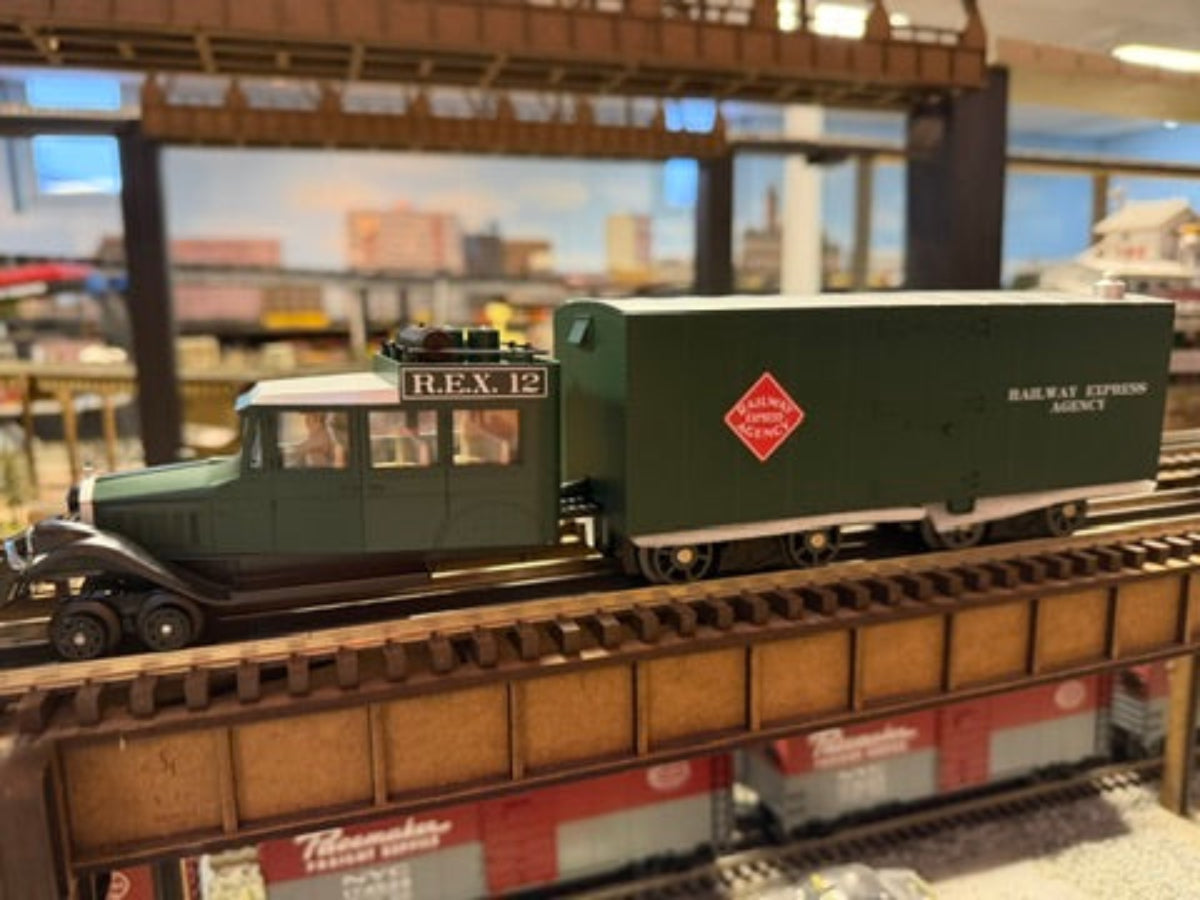 MTH 30-21309-1 - Galloping Goose Diesel "Railway Express Agency" #12 w/ PS3