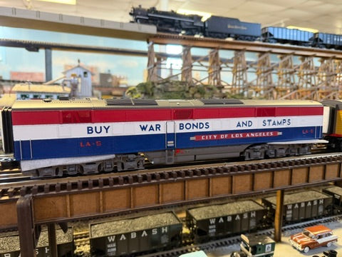 Atlas O 30138652 - Premier - E6 B Unit Diesel Locomotive "Union Pacific" #LA-5 (War Bonds)